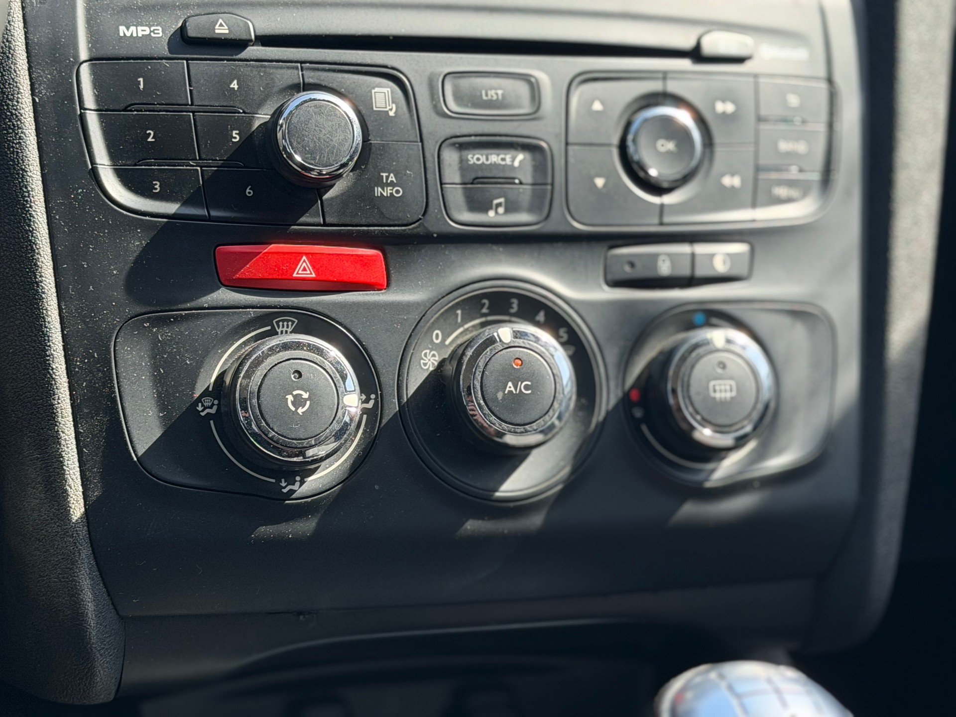 CITROEN C3-image-11