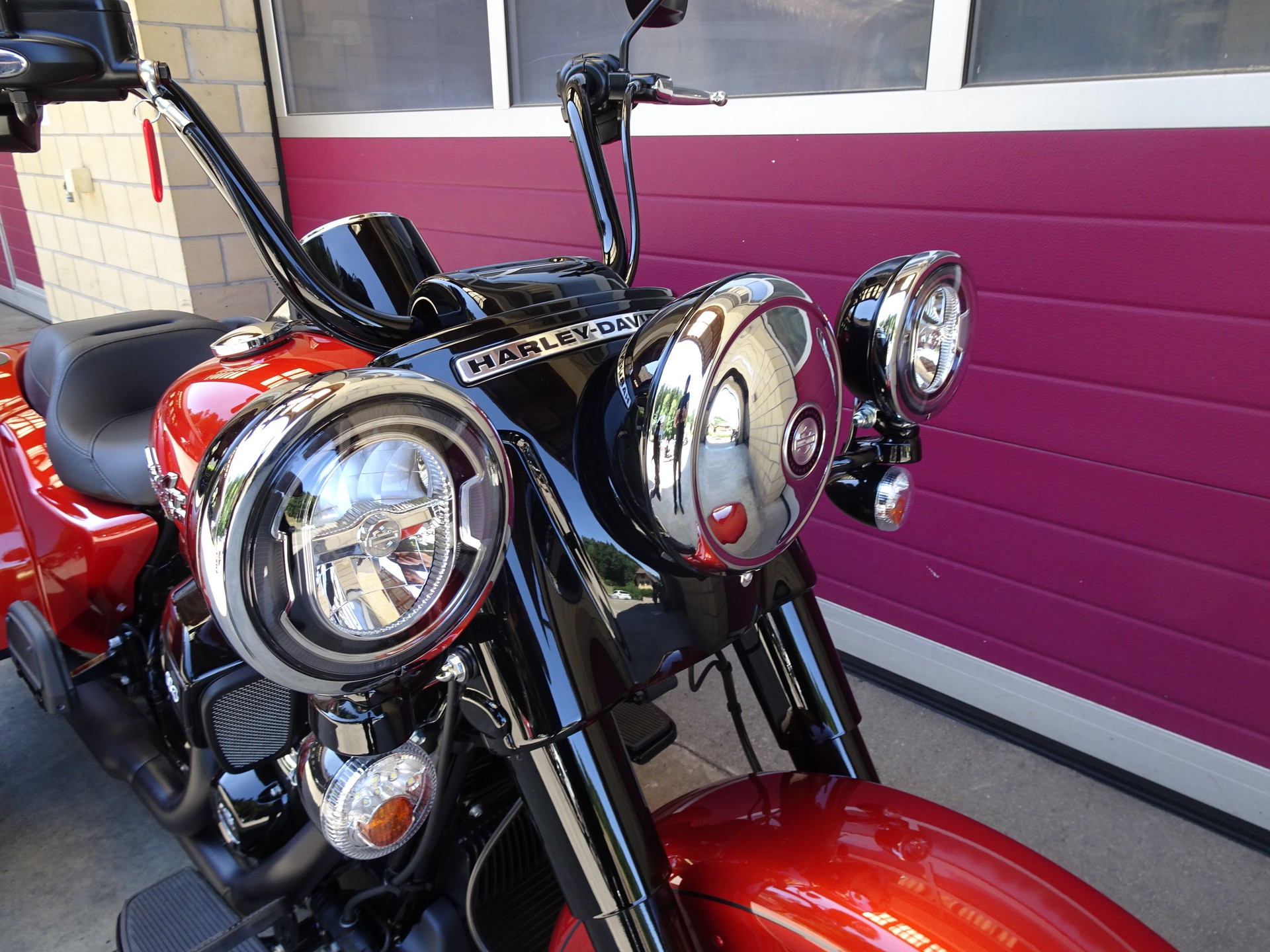 HARLEY-DAVIDSON FLRT Freewheeler-image-11