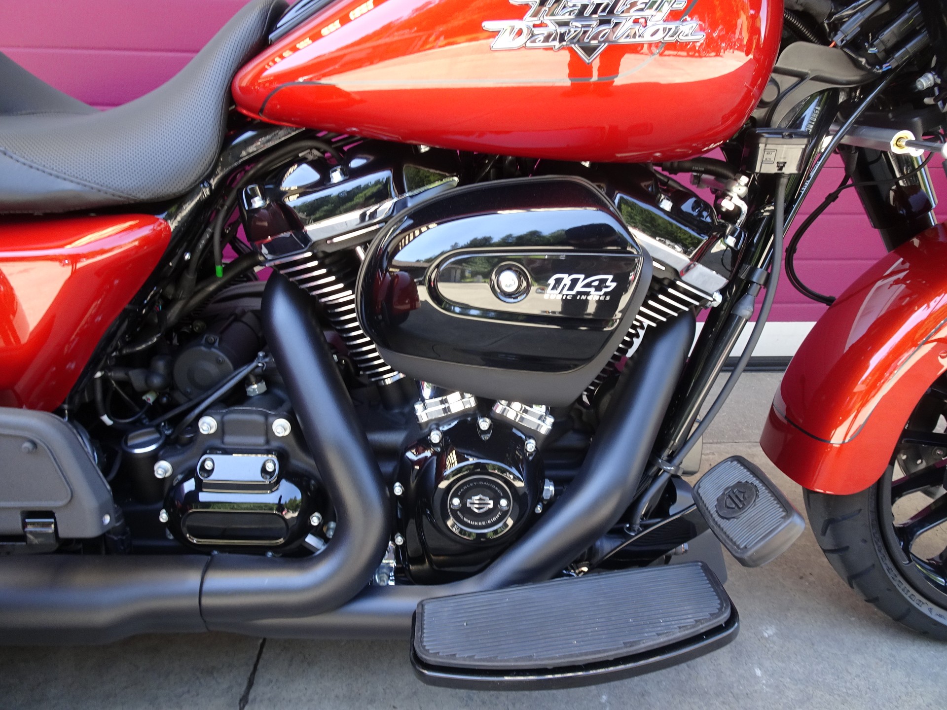 HARLEY-DAVIDSON FLRT Freewheeler-image-9
