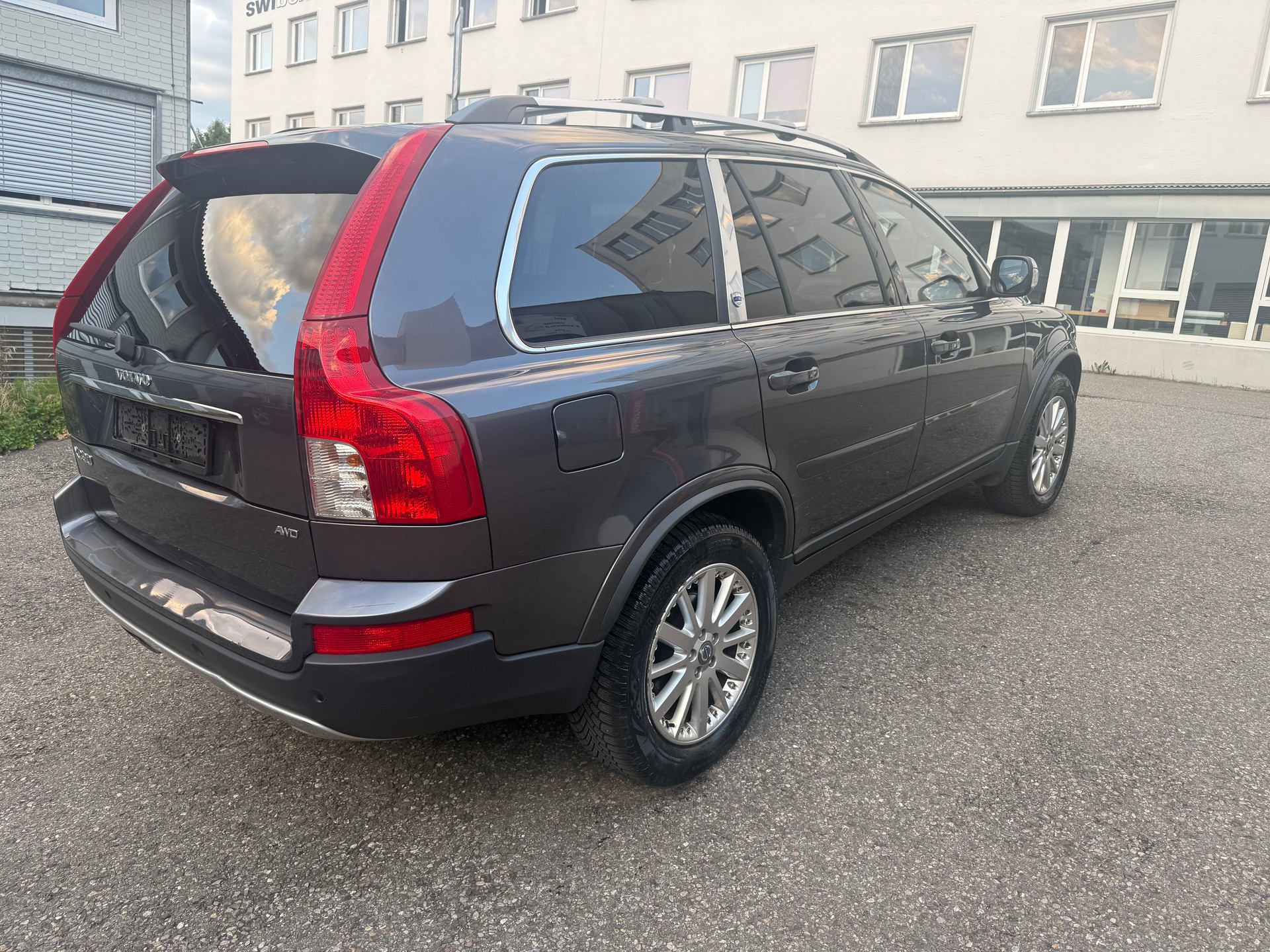 VOLVO XC90 V8 AWD Executive Geartronic-image-4