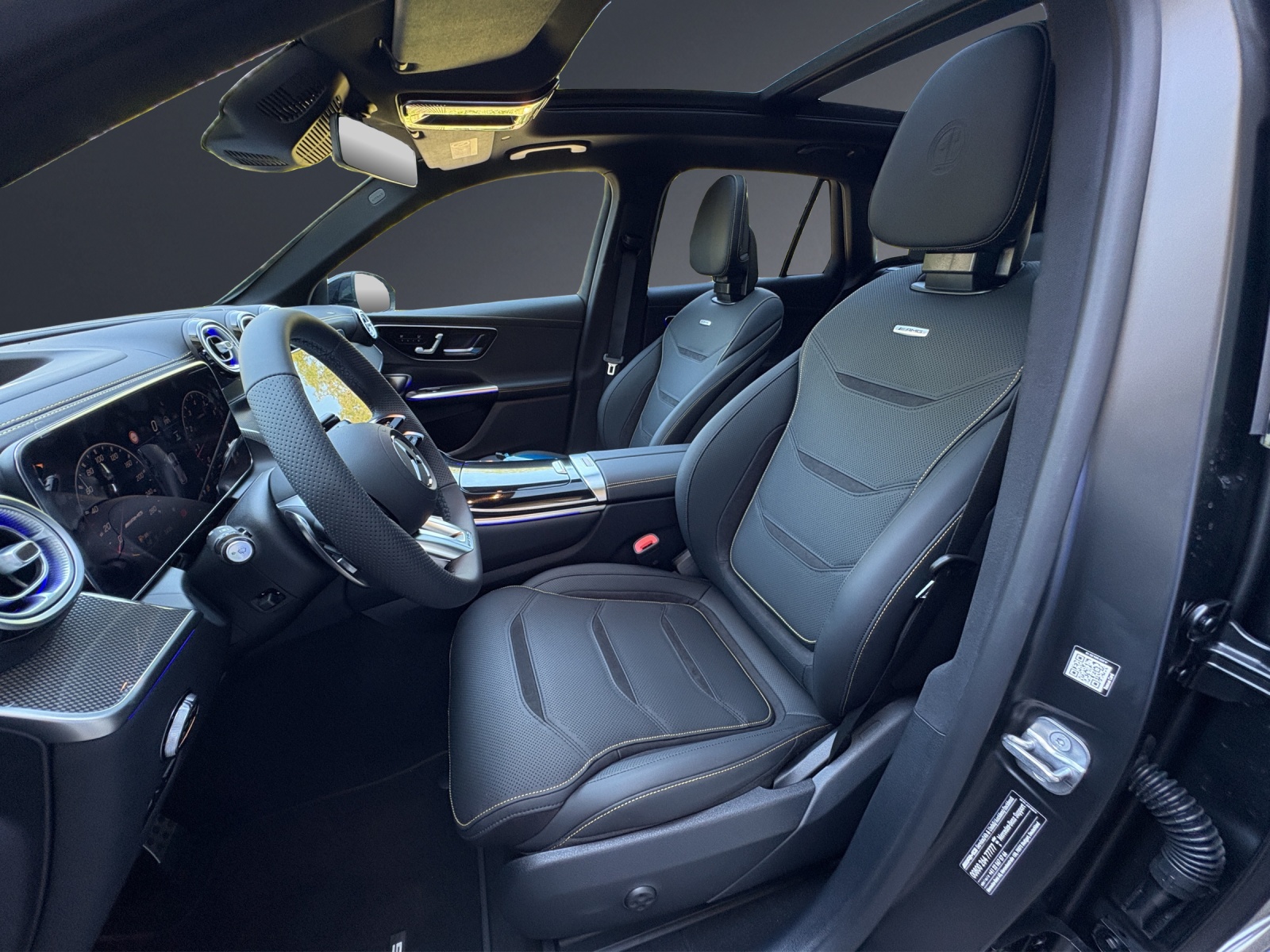 MERCEDES-BENZ GLC 53 AMG 4Matic+ 9G-Tronic-image-11