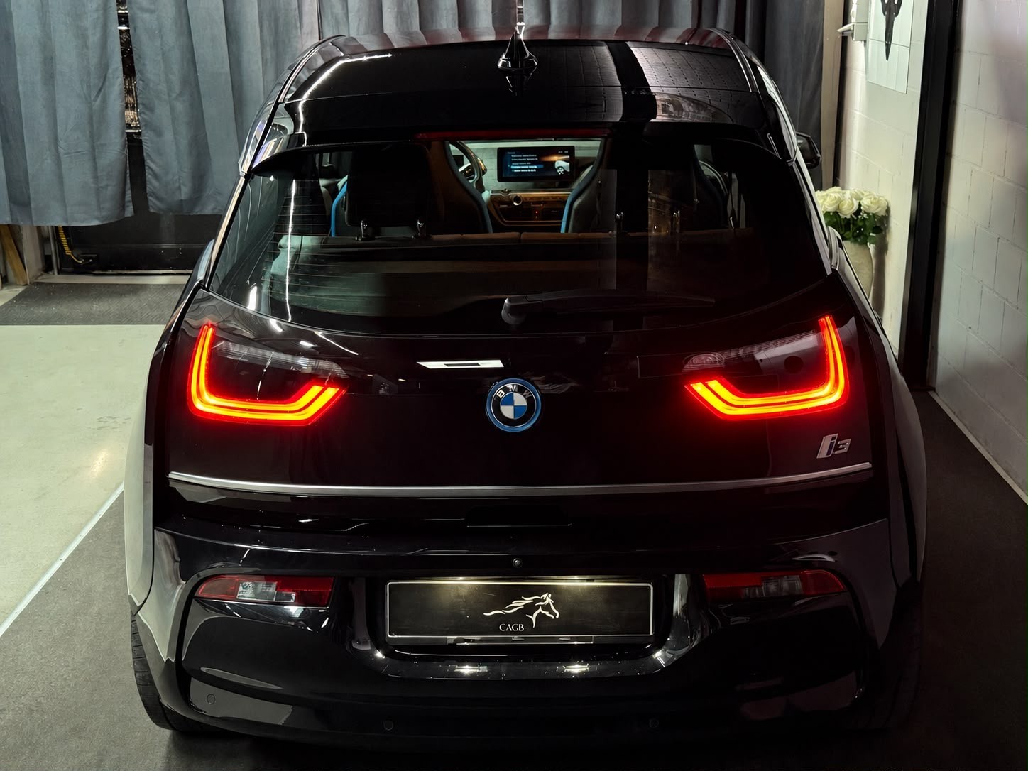 BMW i3 (120Ah)-image-3