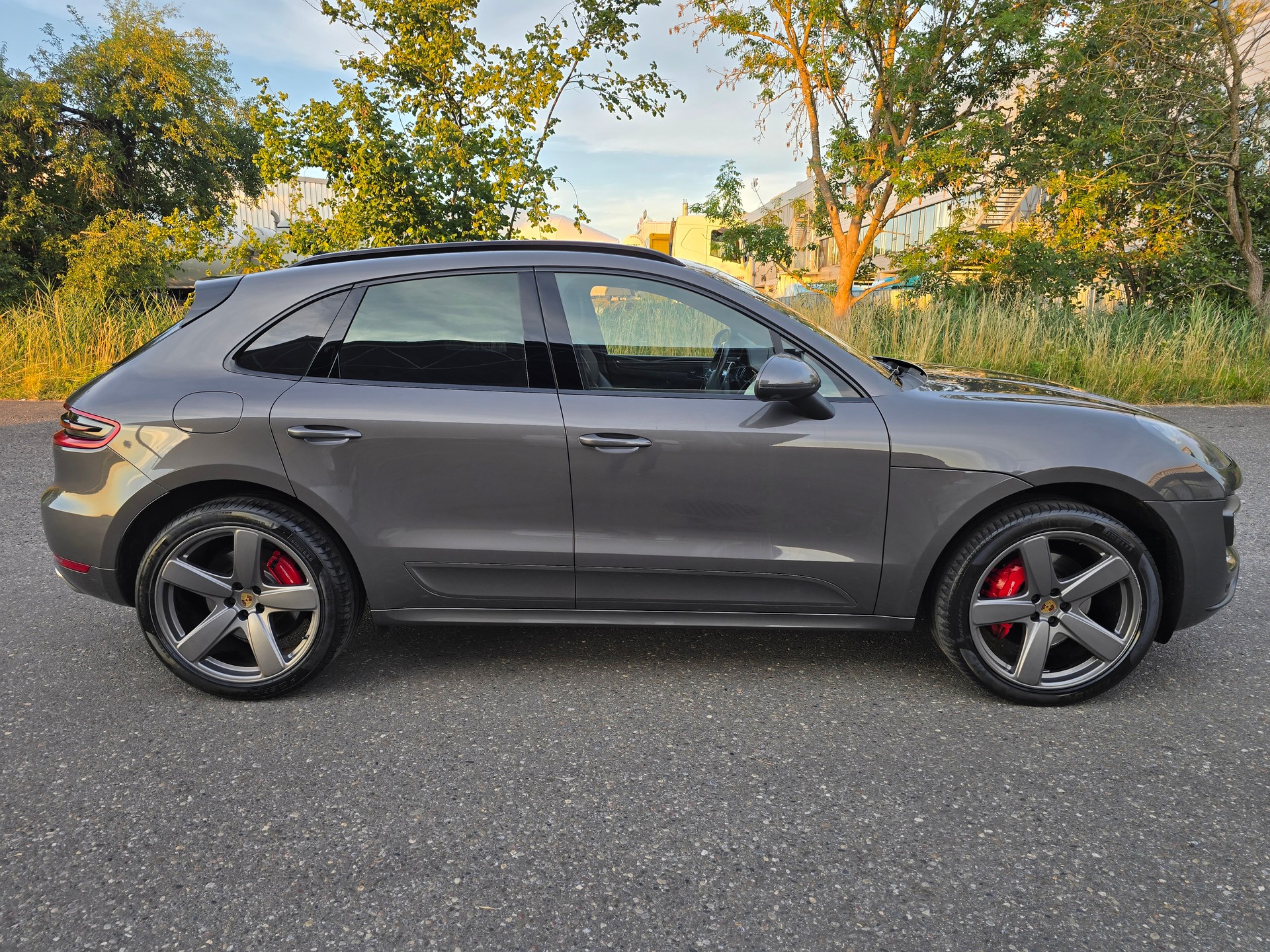 PORSCHE Macan Turbo PDK-image-9