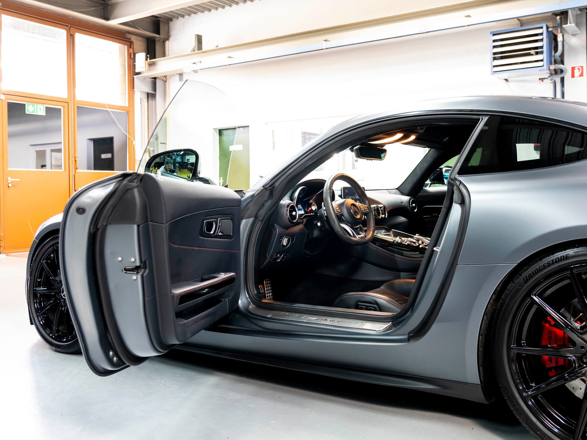 MERCEDES-BENZ AMG GT S Edition 1 Speedshift DCT-image-21