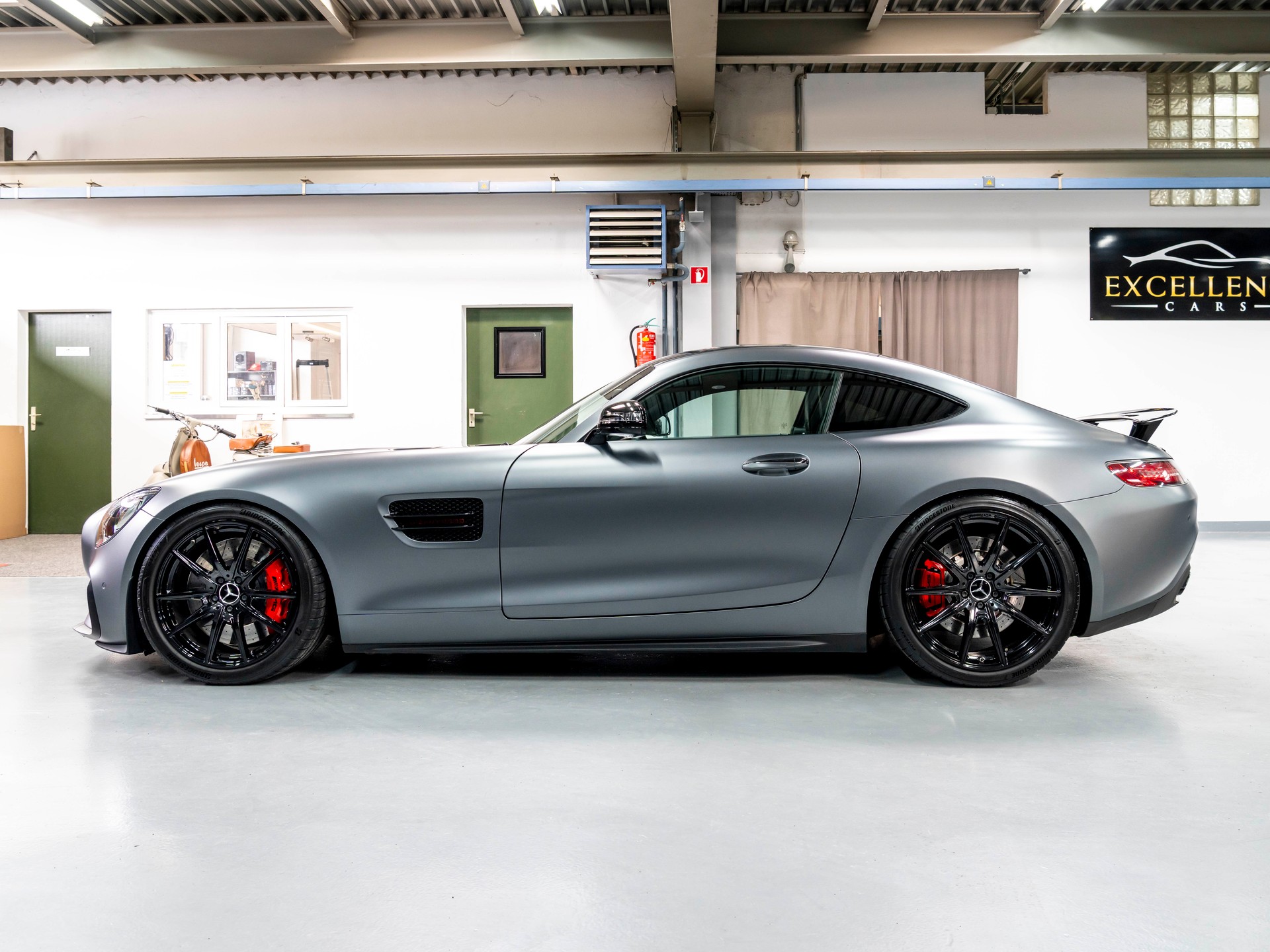 MERCEDES-BENZ AMG GT S Edition 1 Speedshift DCT-image-3