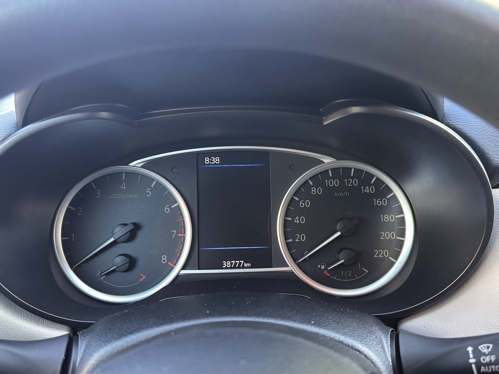 NISSAN Micra IG-T n-design Xtronic-image-13