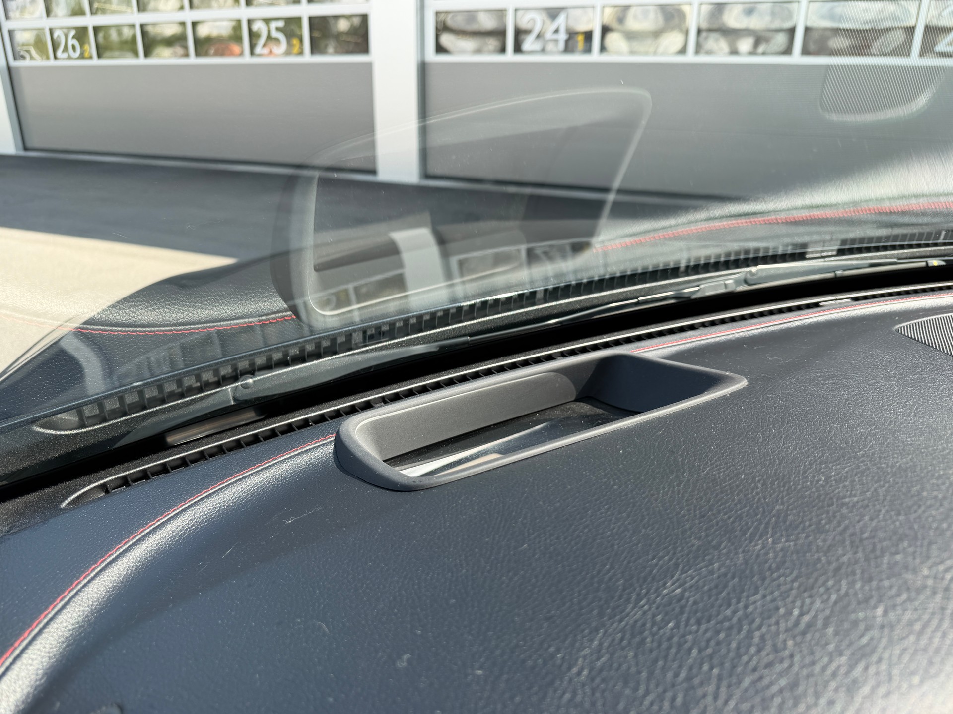MERCEDES-BENZ C 450 AMG 4Matic 7G-Tronic-image-11