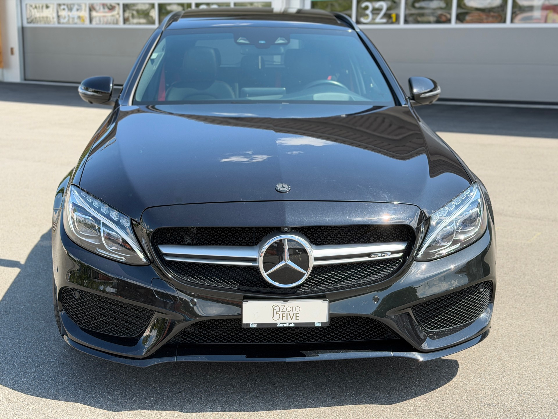 MERCEDES-BENZ C 450 AMG 4Matic 7G-Tronic-showroom-element-1