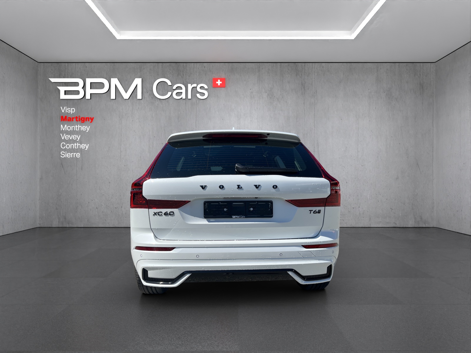 VOLVO XC60 T8 eAWD PluginHybrid Black Edition Geartronic-showroom-element-1