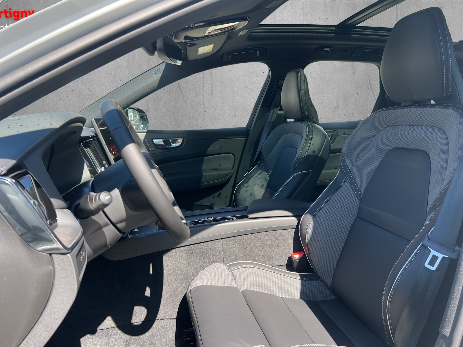 VOLVO XC60 T8 eAWD PluginHybrid Black Edition Geartronic-image-8