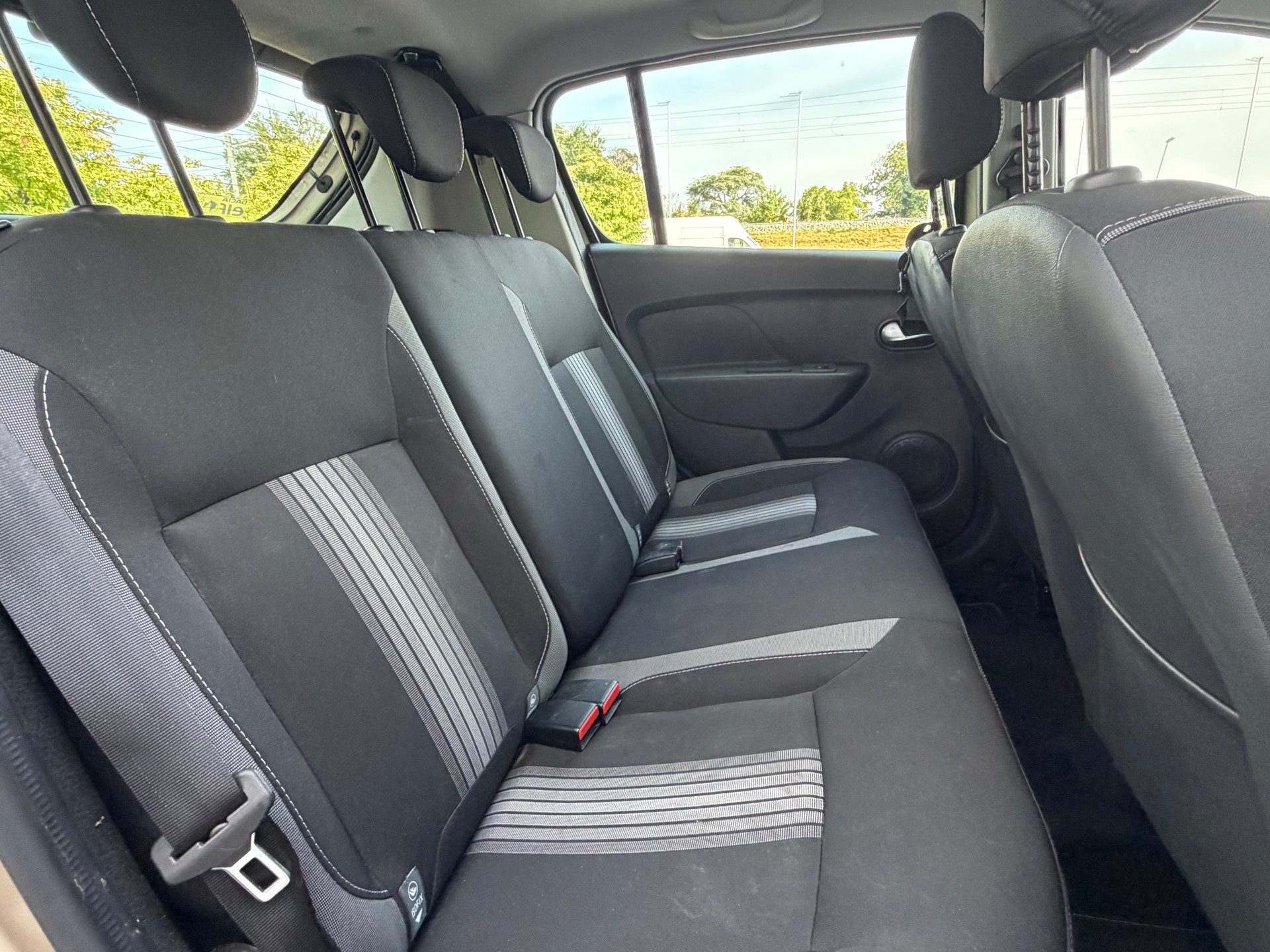 DACIA Sandero Tce 90 Stepway Automatic-image-9