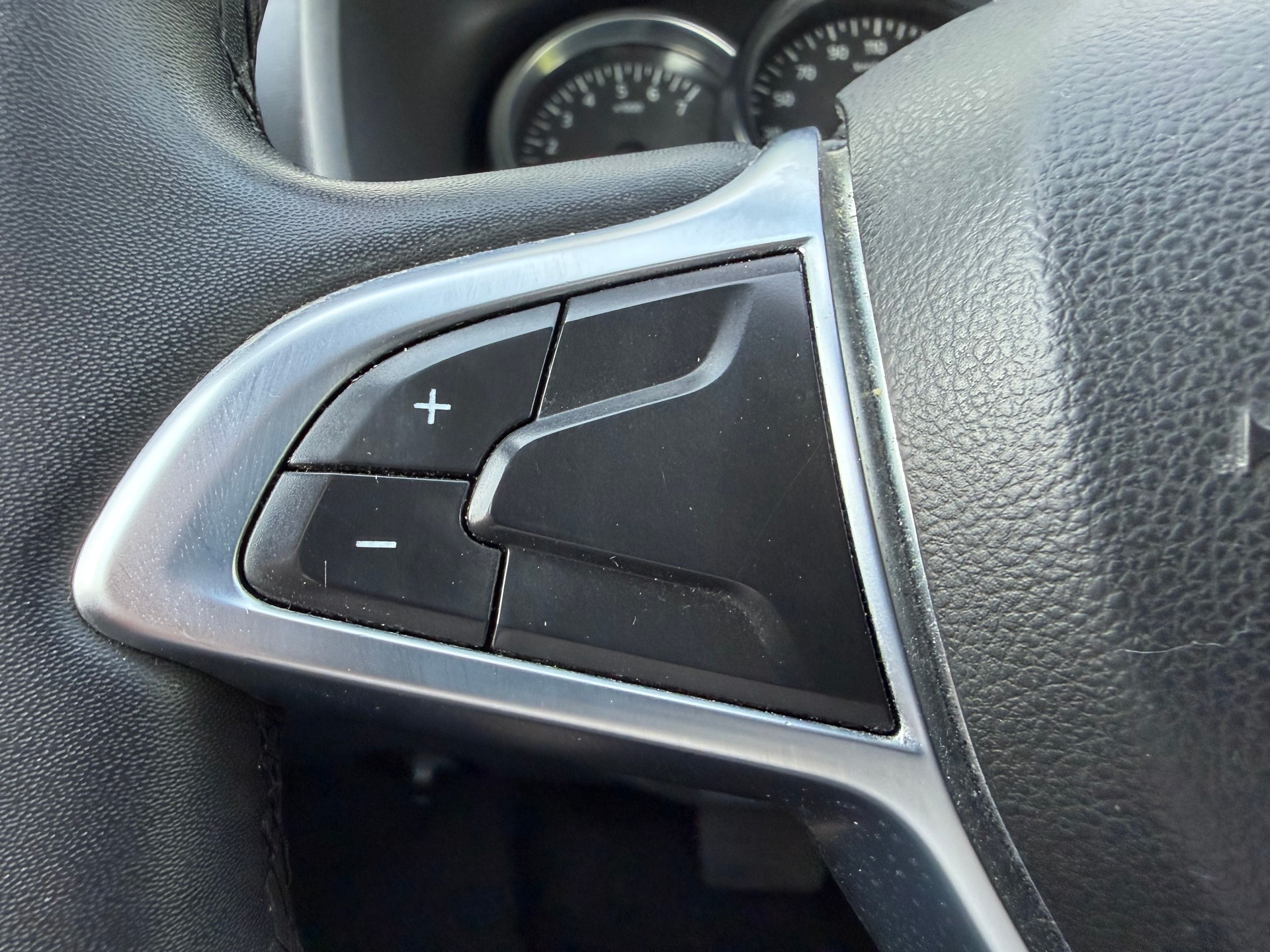 DACIA Sandero Tce 90 Stepway Automatic-image-13