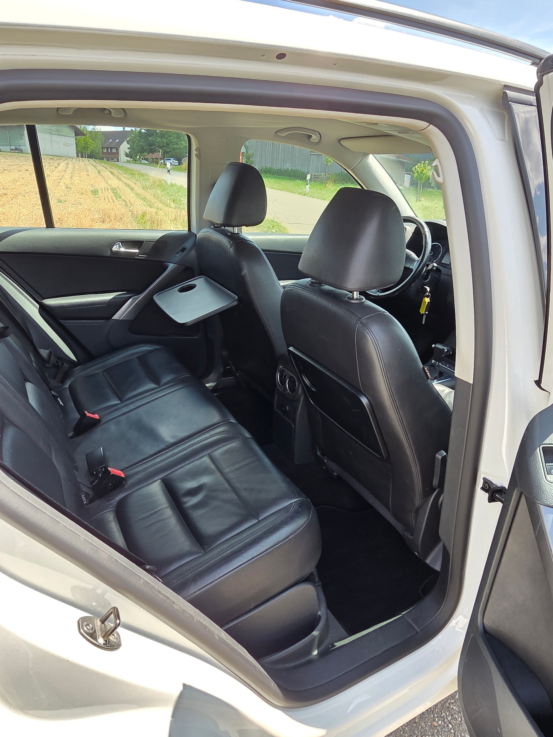 VW Tiguan 2.0 TDI Sport&Style Tiptronic-image-13