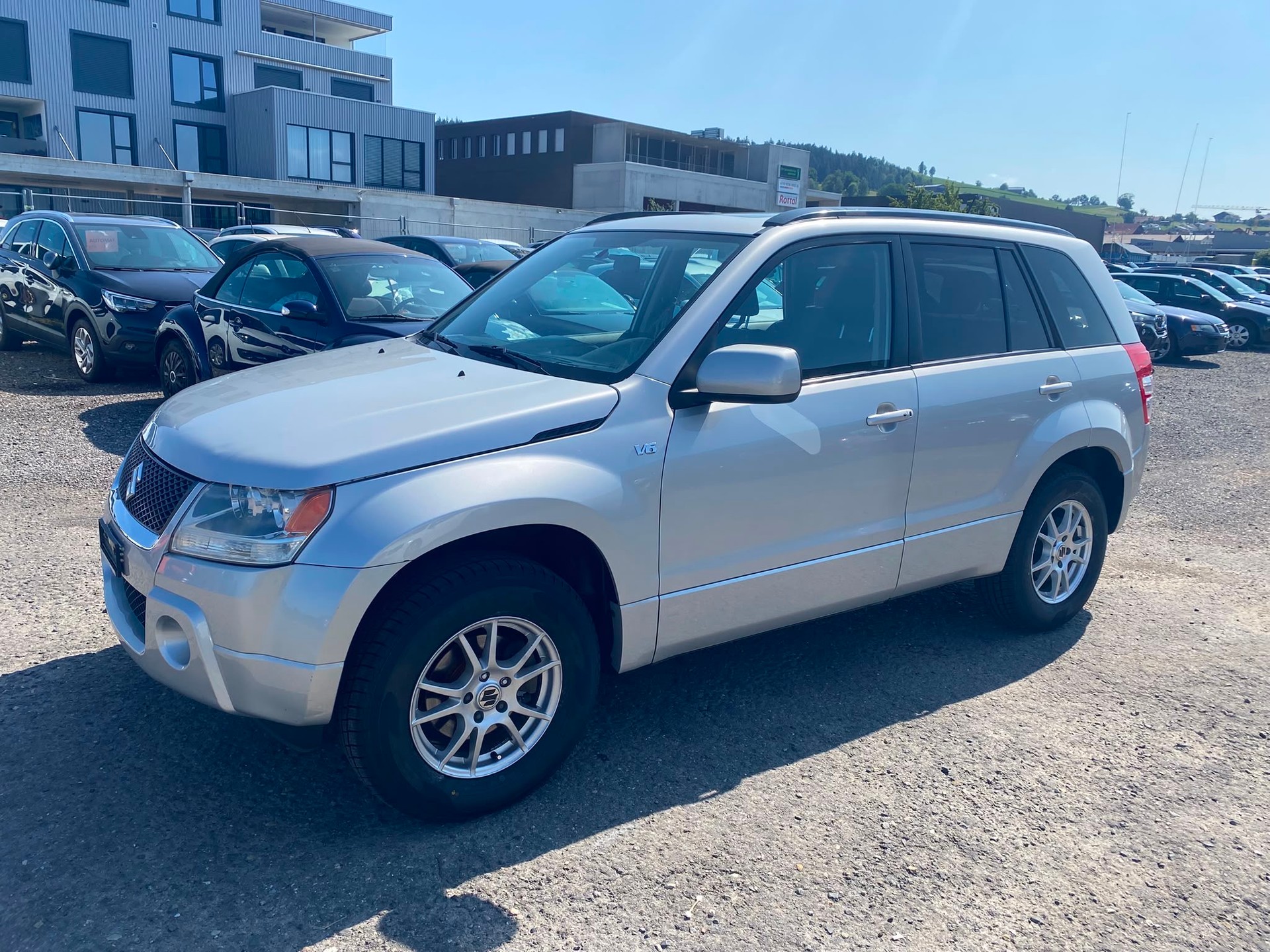 SUZUKI Grand Vitara 2.7 24V V6 Top-image-0
