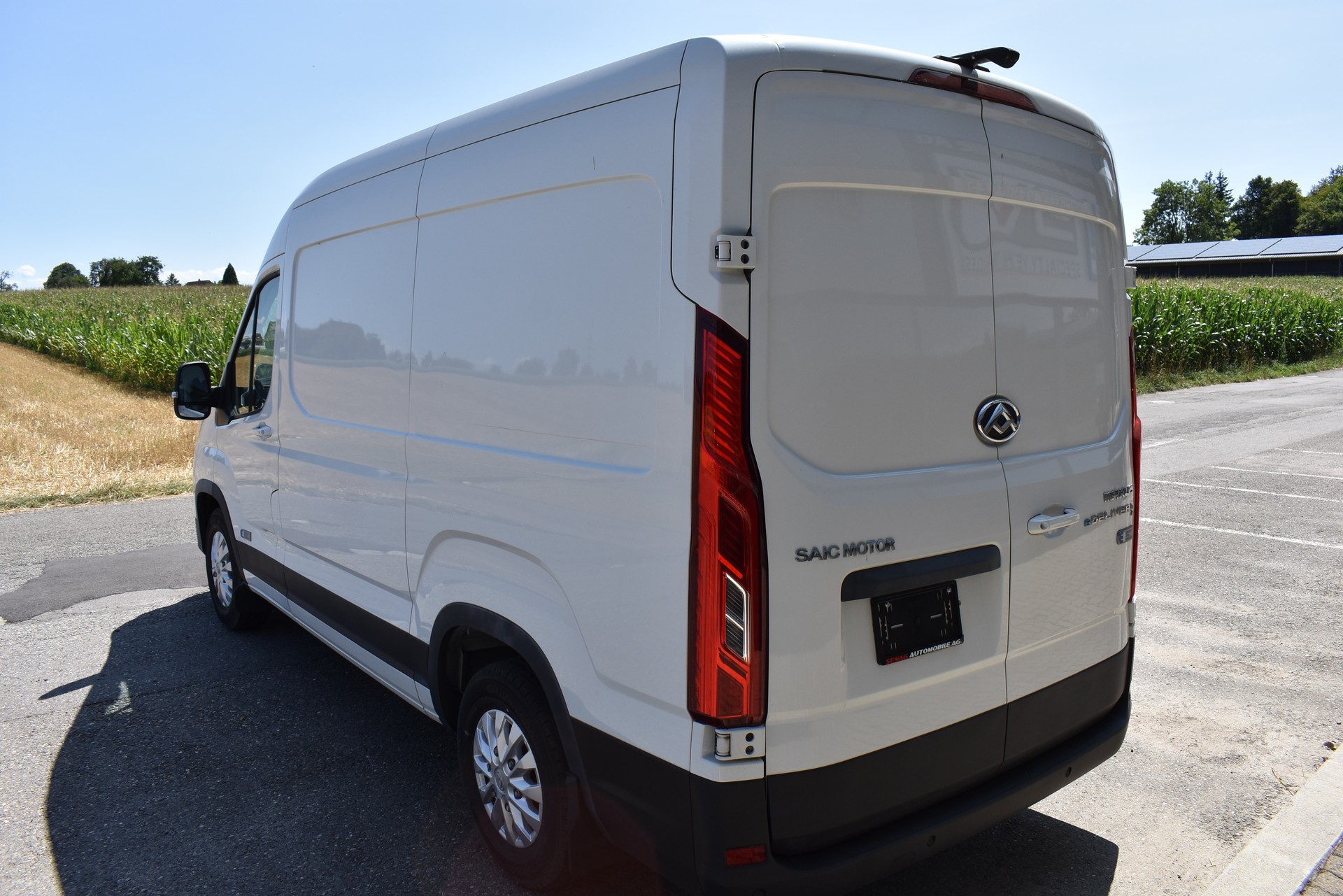 MAXUS eDeliver 9 L2H2 72kWh-image-9