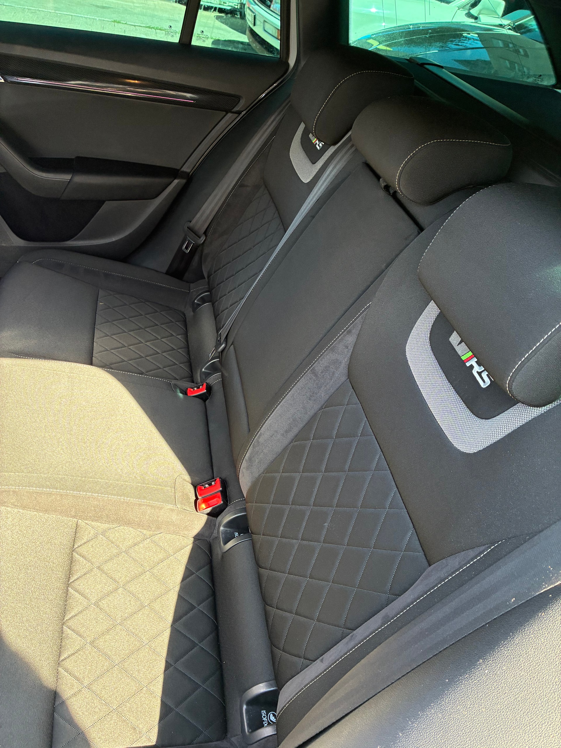 SKODA Octavia Combi 2.0 TSI RS-image-7