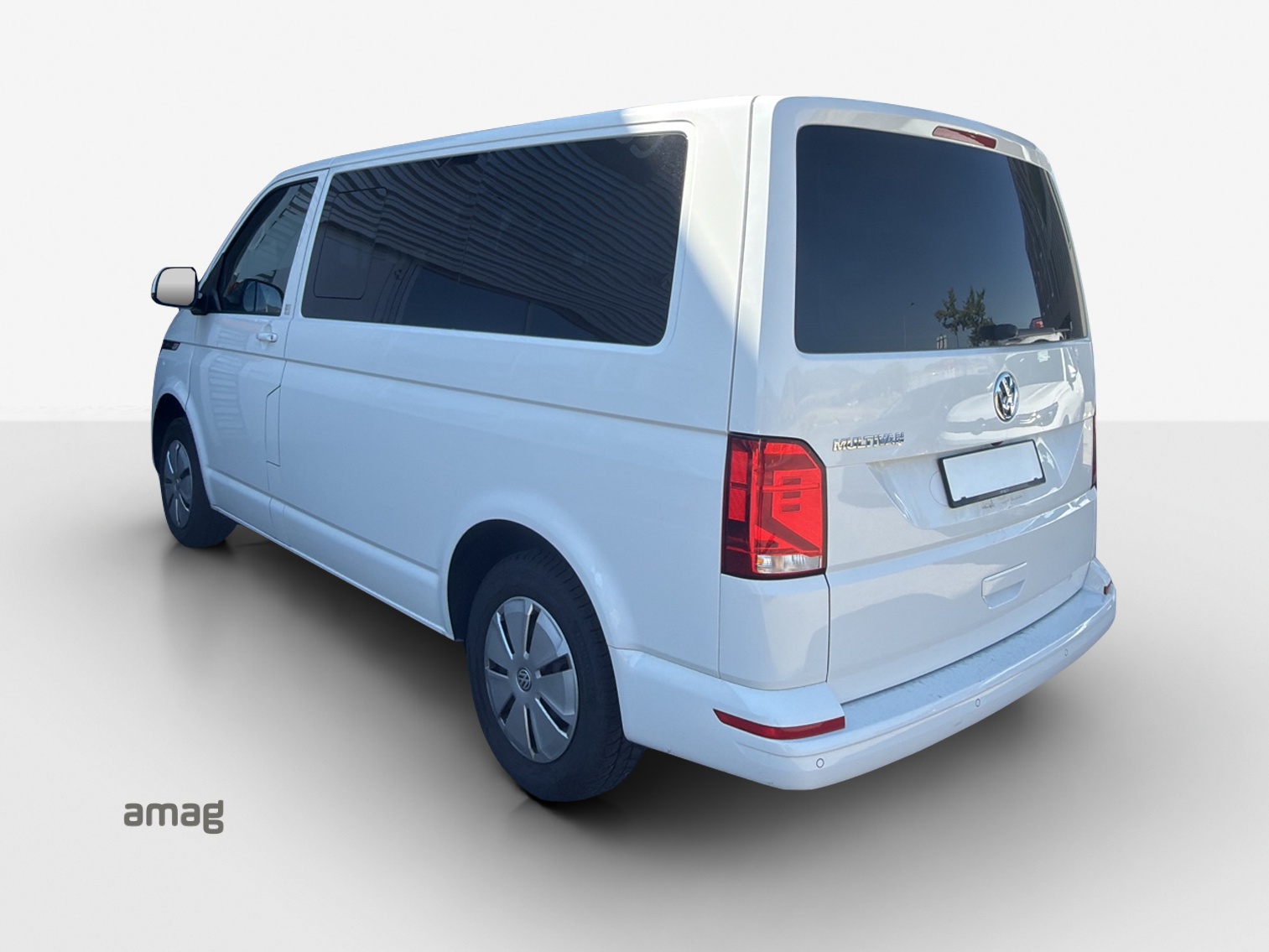 VW T6.1 Multivan 2.0 TDI Trendline Liberty DSG-image-2