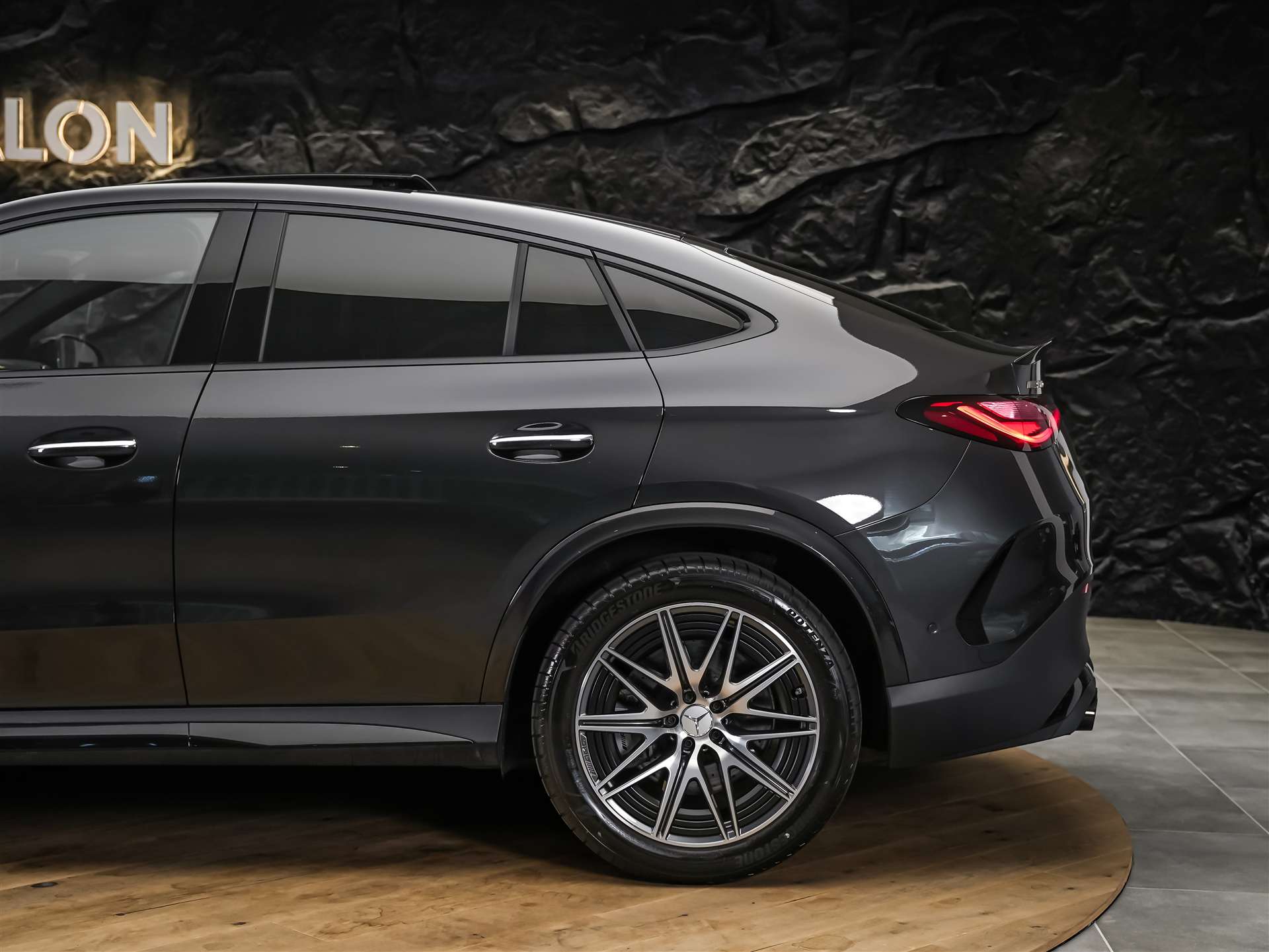 MERCEDES-BENZ GLC 43 AMG Executive Edition 4matic Coupé *Head Up*Panorama*360° Kamera*Burmester Soundsystem*-image-19