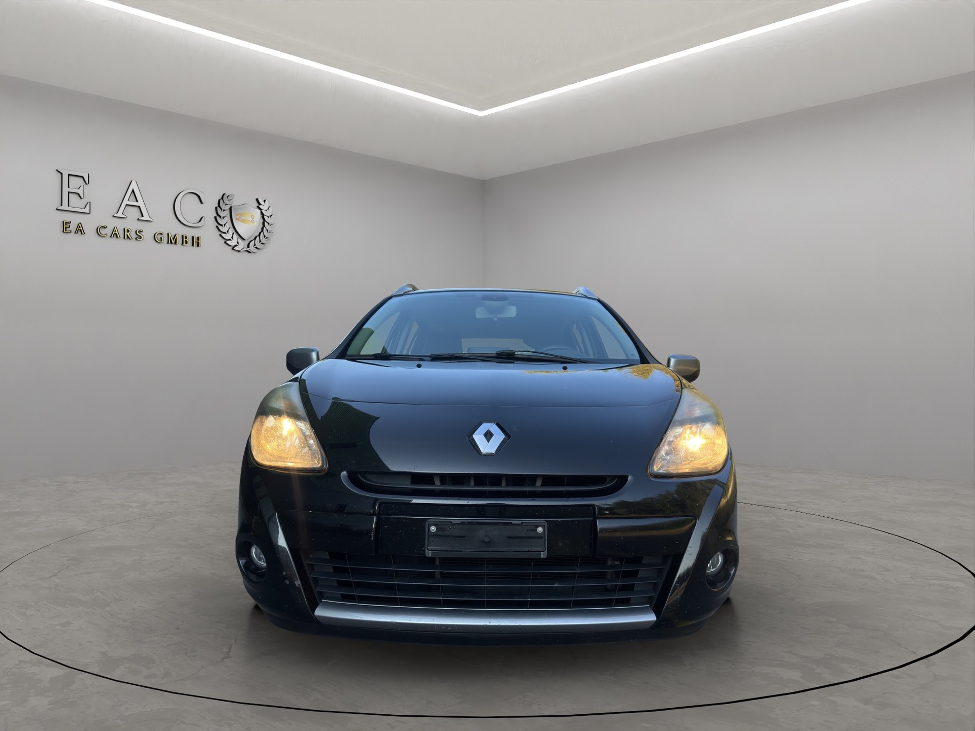 RENAULT Clio Grandtour 1.6 16V Night&Day Automatic-image-7