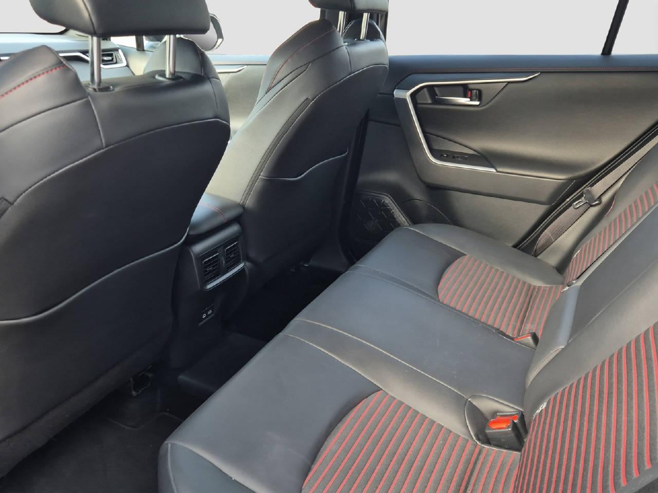 TOYOTA RAV4 2.5 Plug-In-Hybrid Premium-image-14