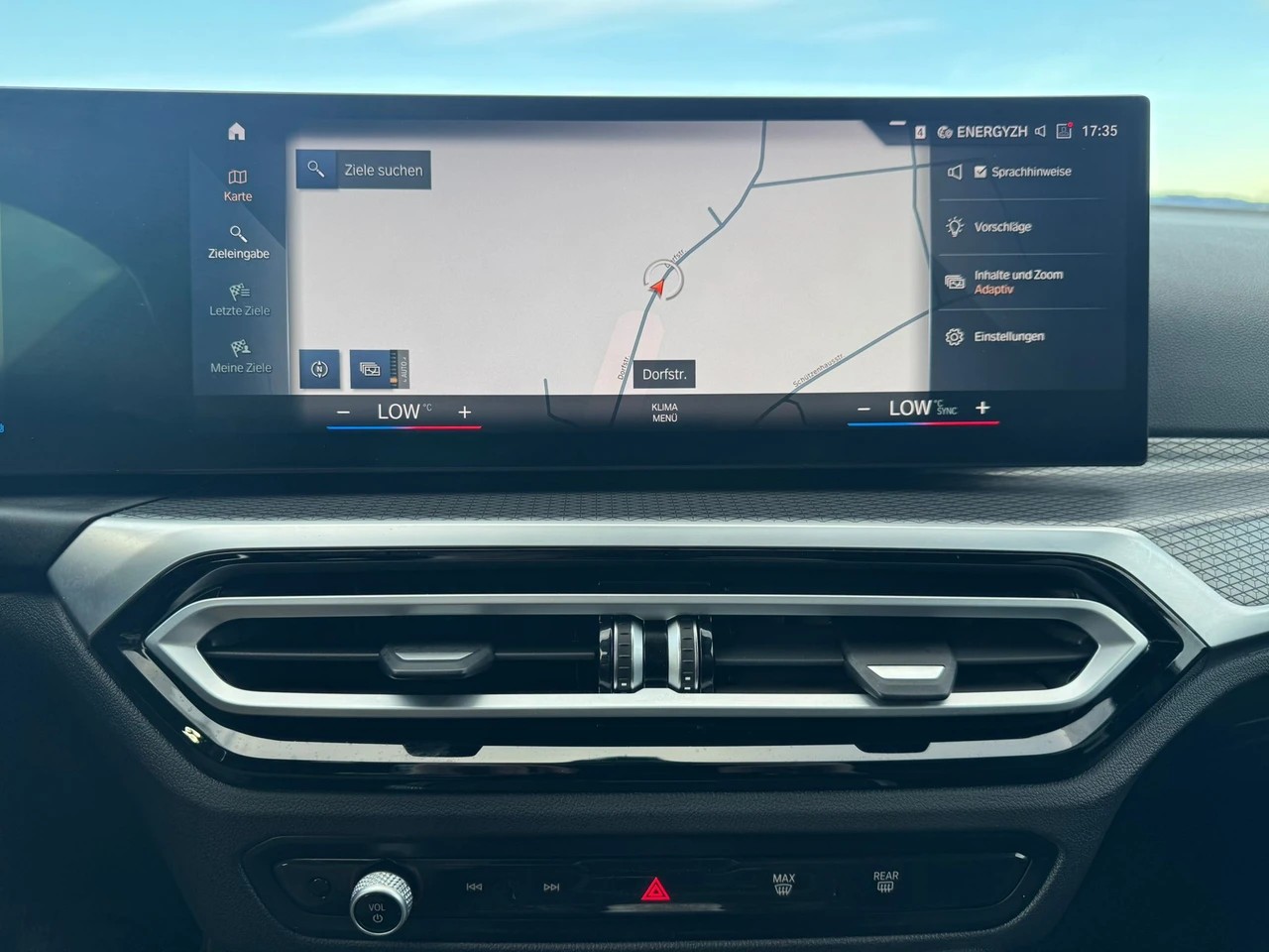 BMW 330e Touring Steptronic M Sport Pro-image-10