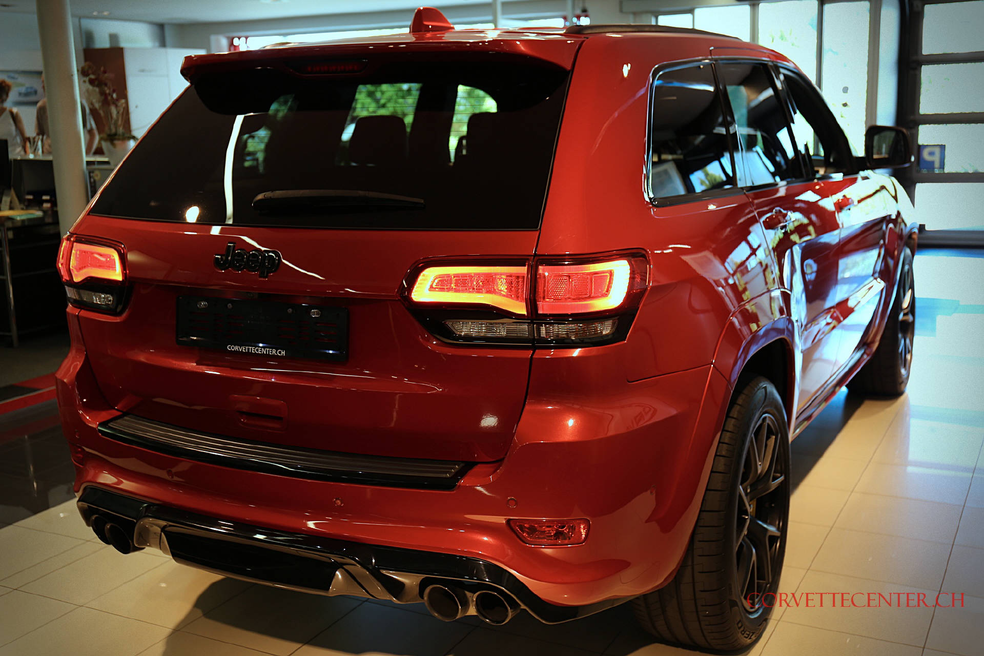 JEEP Grand Cherokee 6.2 V8 HEMI Trackhawk-image-5