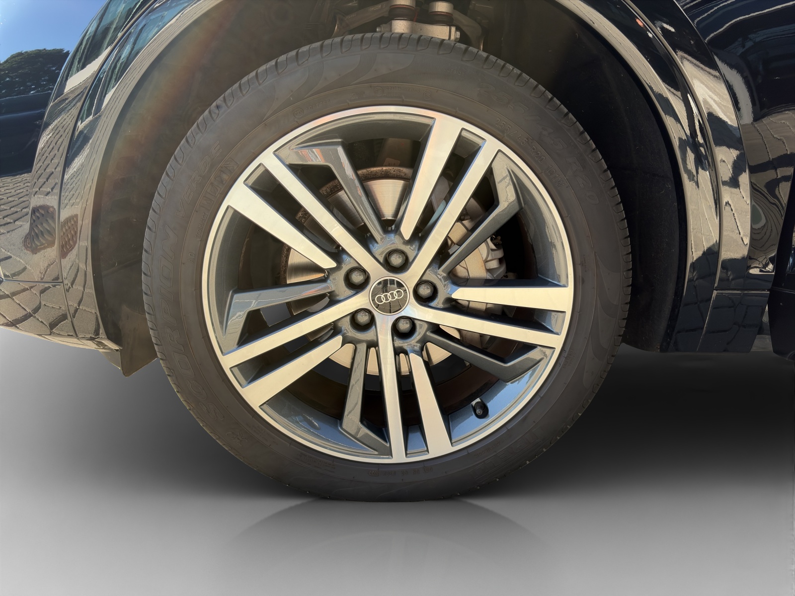 AUDI Q5 Sportback 40 TDI Blackedition quattro S-tronic-image-15