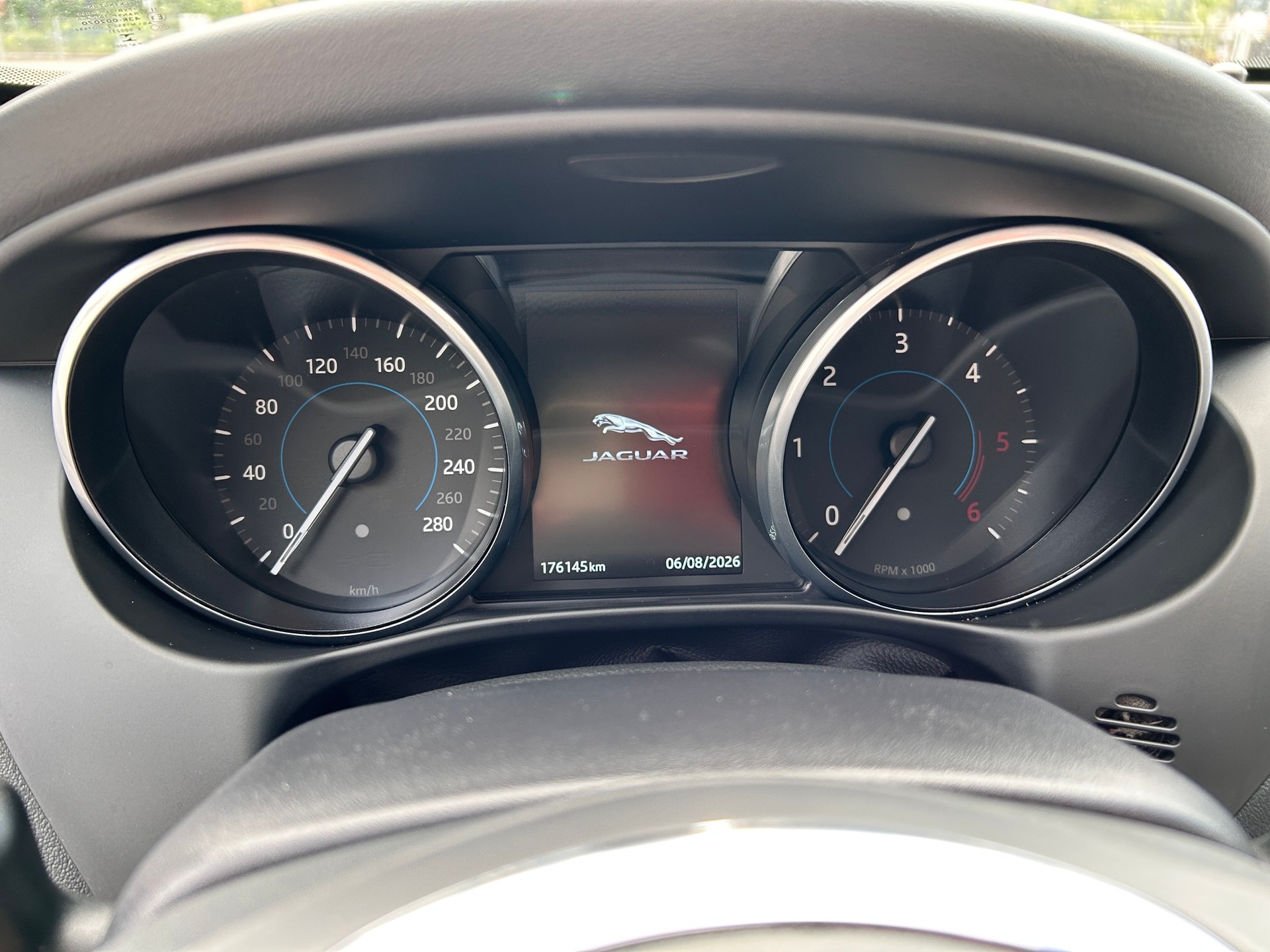 JAGUAR HSE AWD-image-9