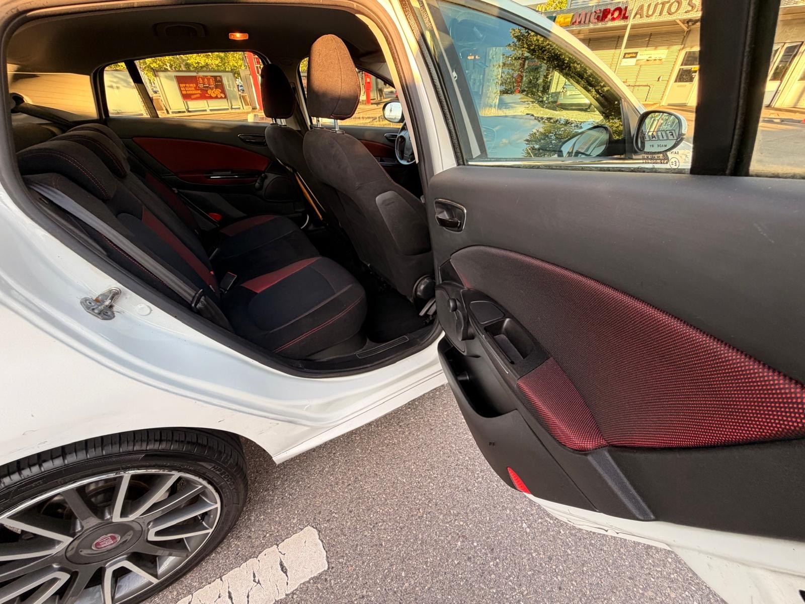 FIAT Bravo 1.4 16V Turbo Dynamic-image-5