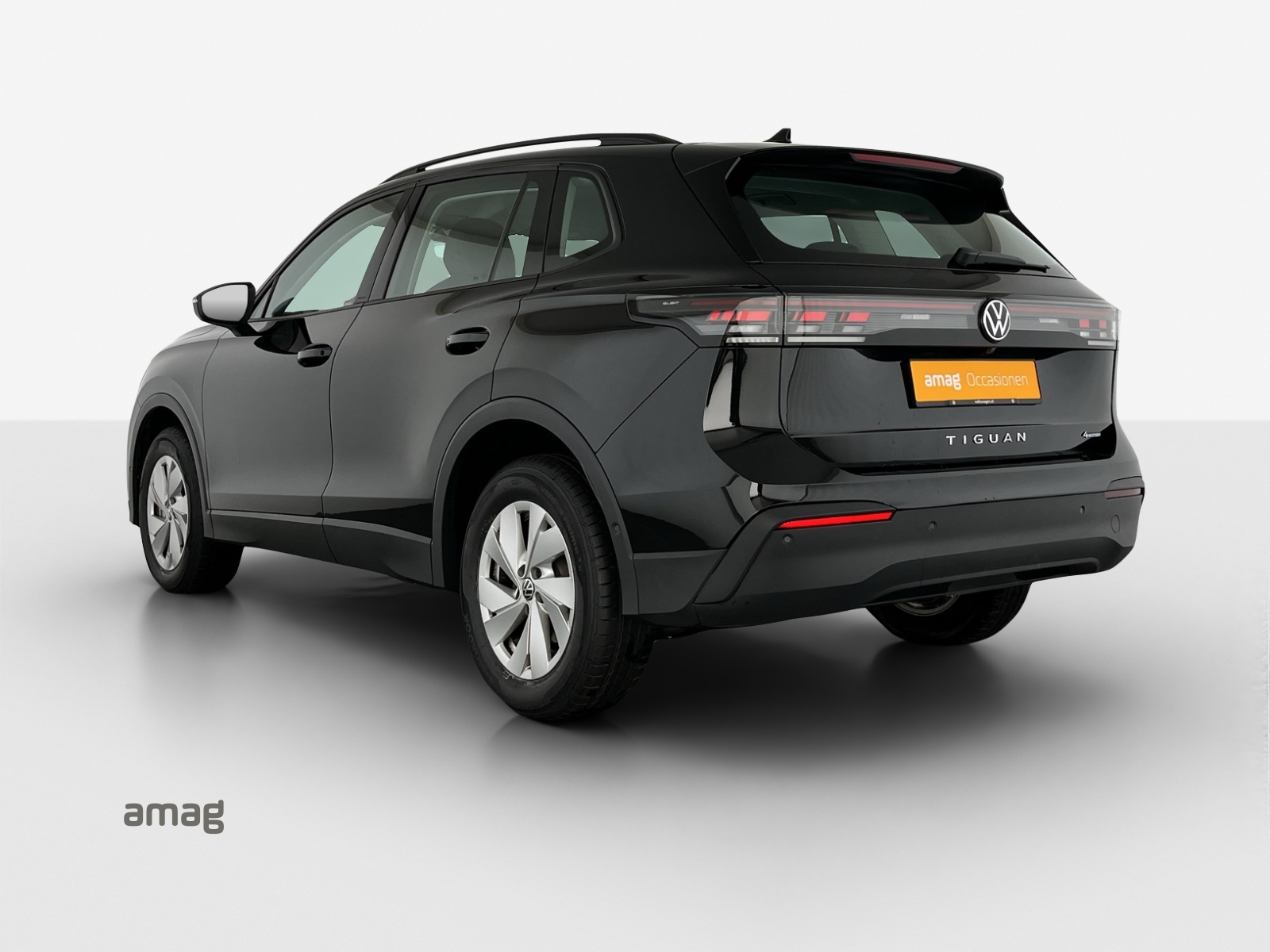 VW Tiguan 2.0 TSI DSG Life 4Motion-image-2