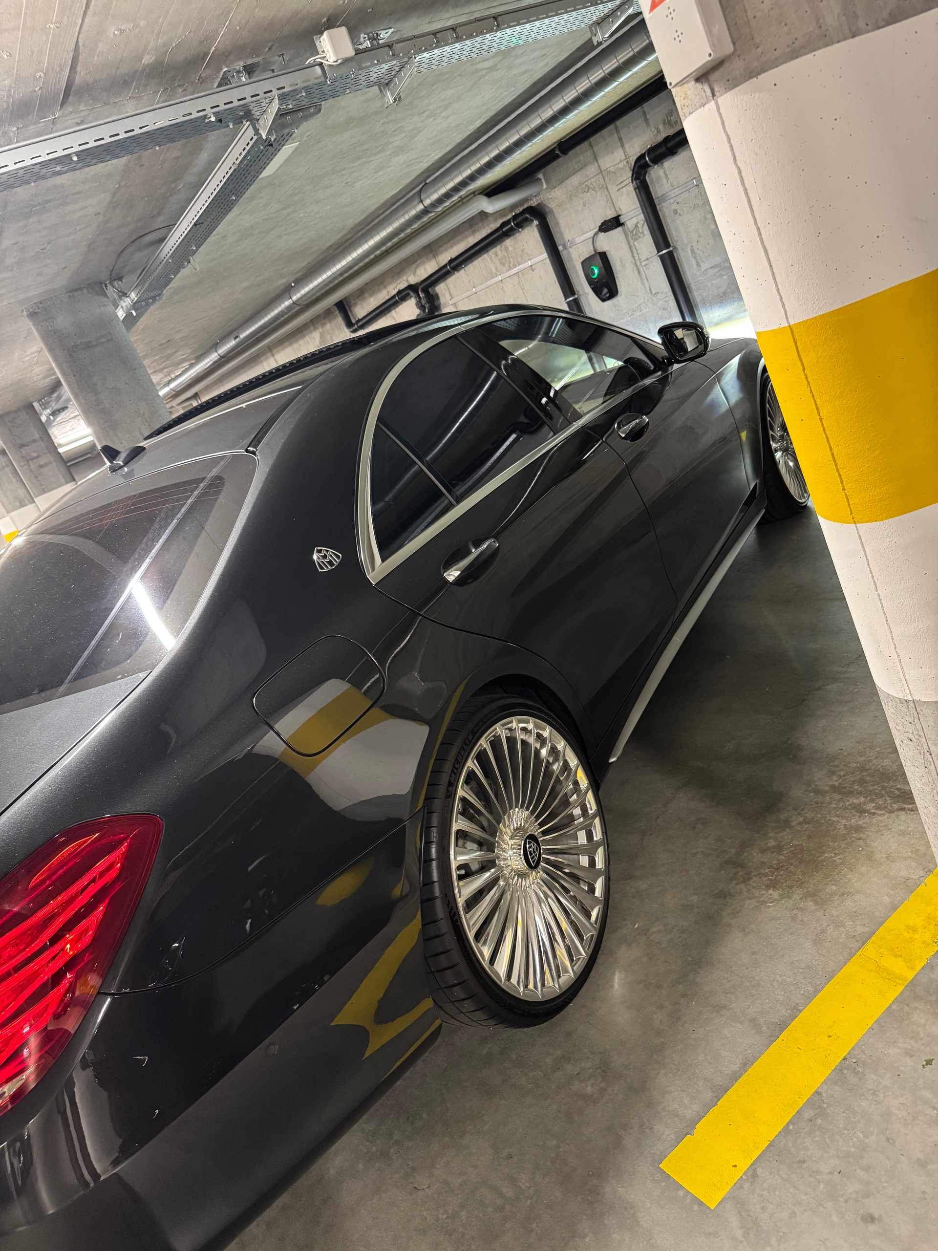 MERCEDES-BENZ S-350 MAYBACH OPTIK 22 ZOLL FELGEN-image-1