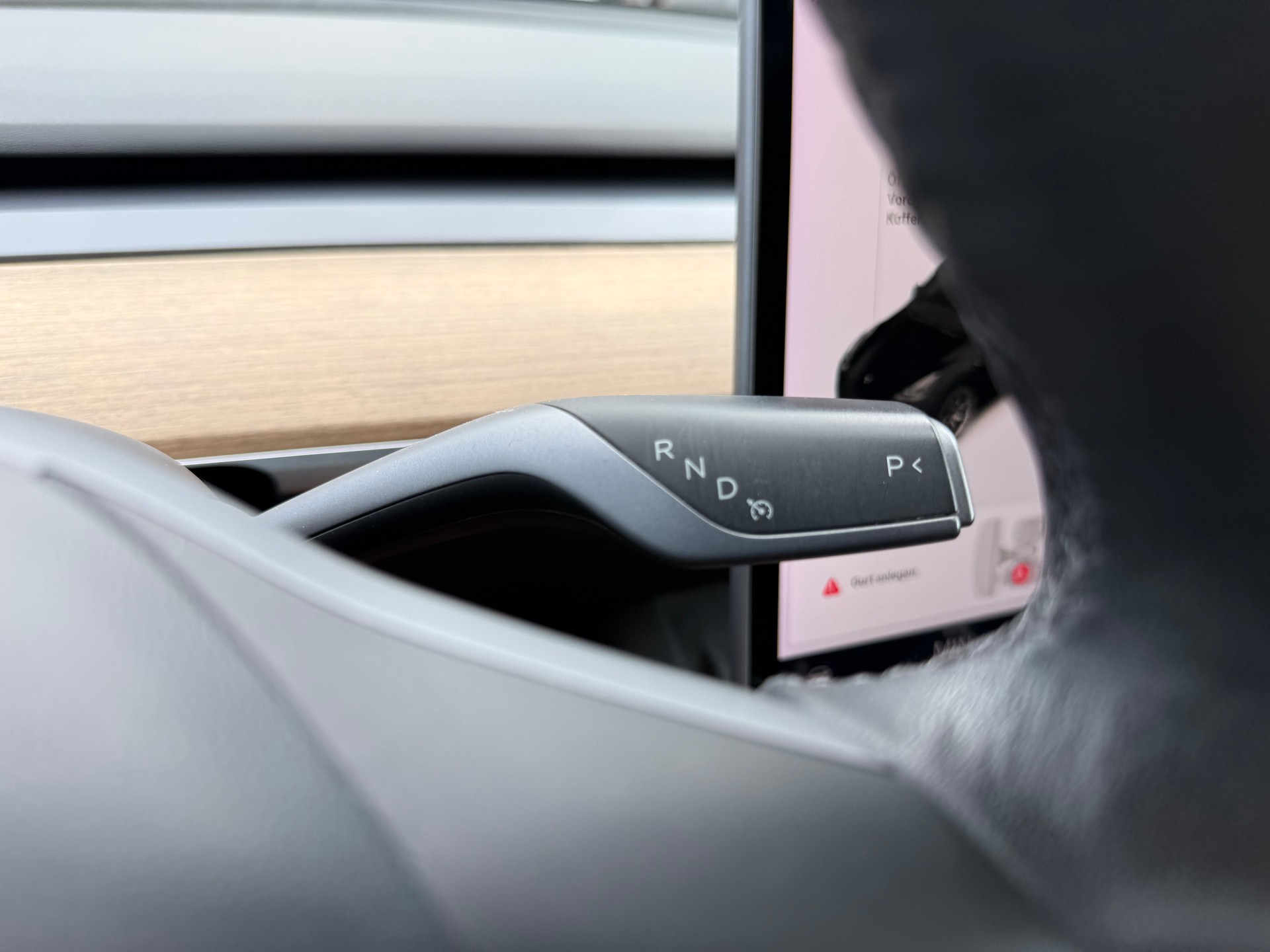 TESLA Model Y Long Range-image-14