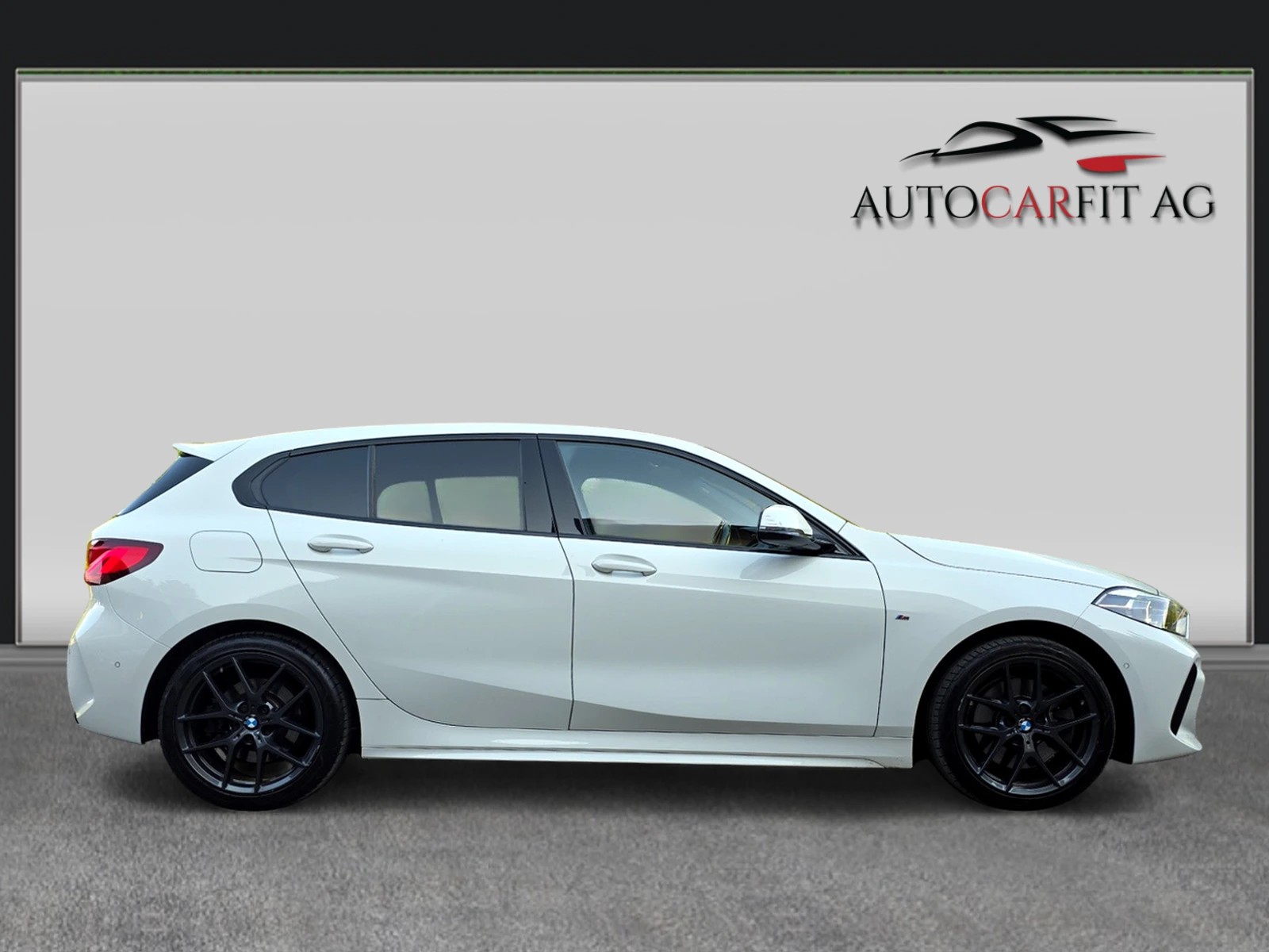 BMW 120d xDrive Steptronic M Sport-image-7