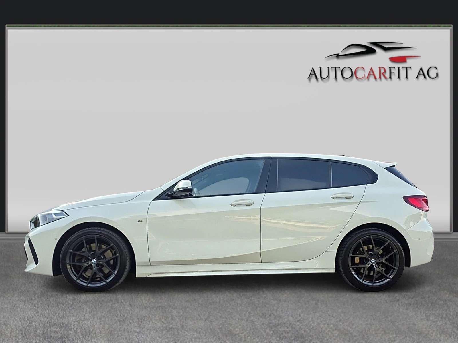 BMW 120d xDrive Steptronic M Sport-image-3
