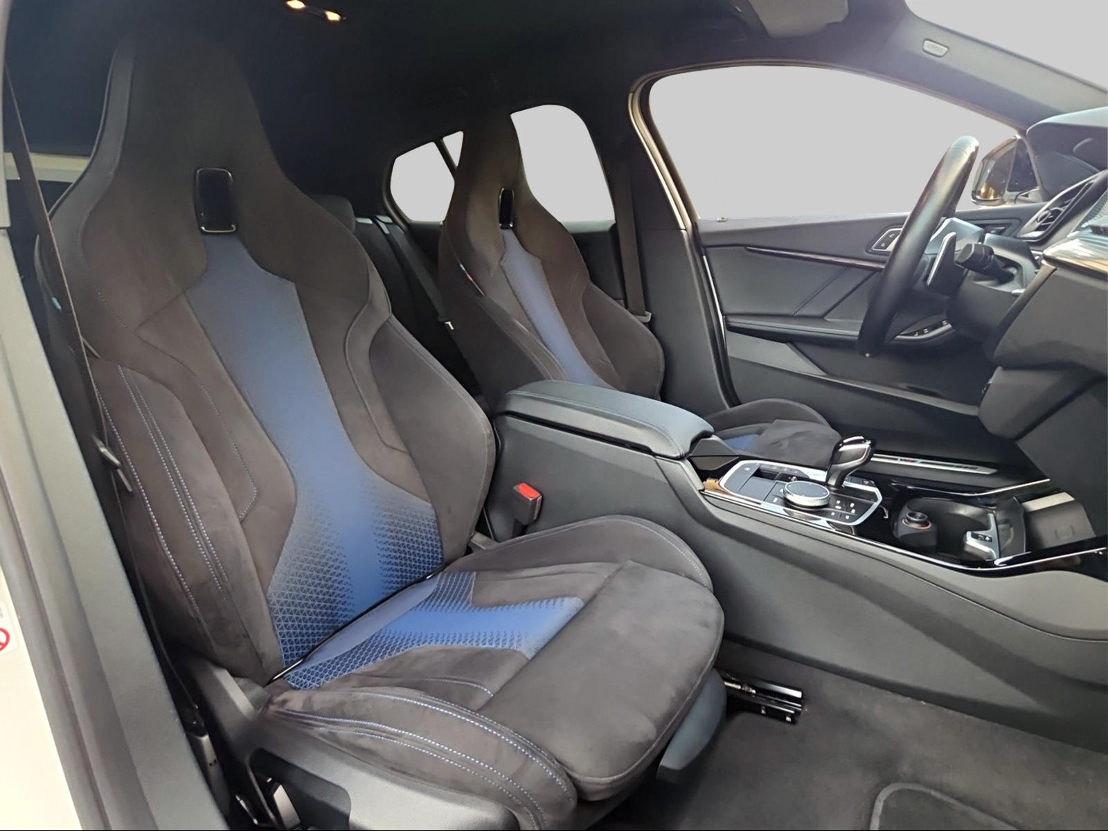 BMW 120d xDrive Steptronic M Sport-image-20