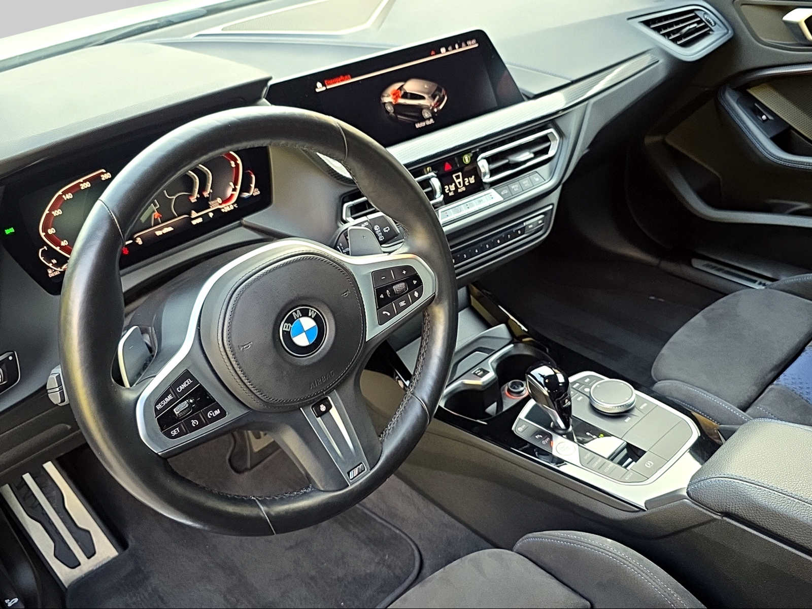 BMW 120d xDrive Steptronic M Sport-image-14