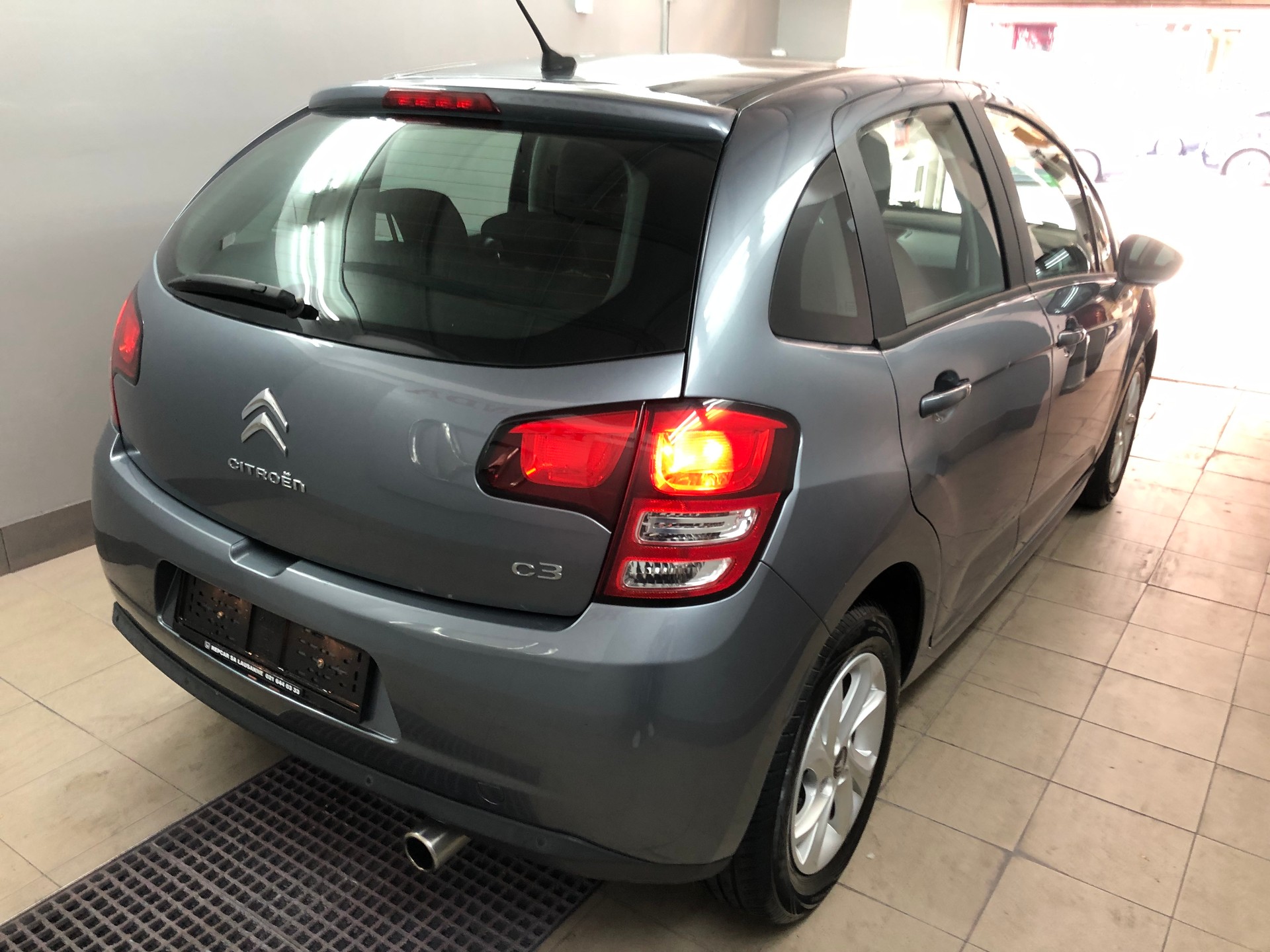 CITROEN C3 1.4i 16V Chic-image-4