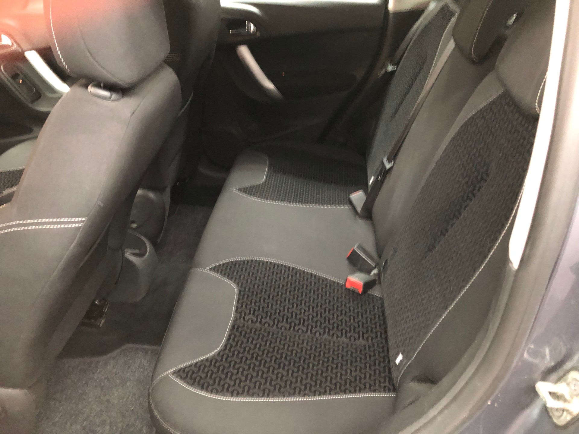 CITROEN C3 1.4i 16V Chic-image-5