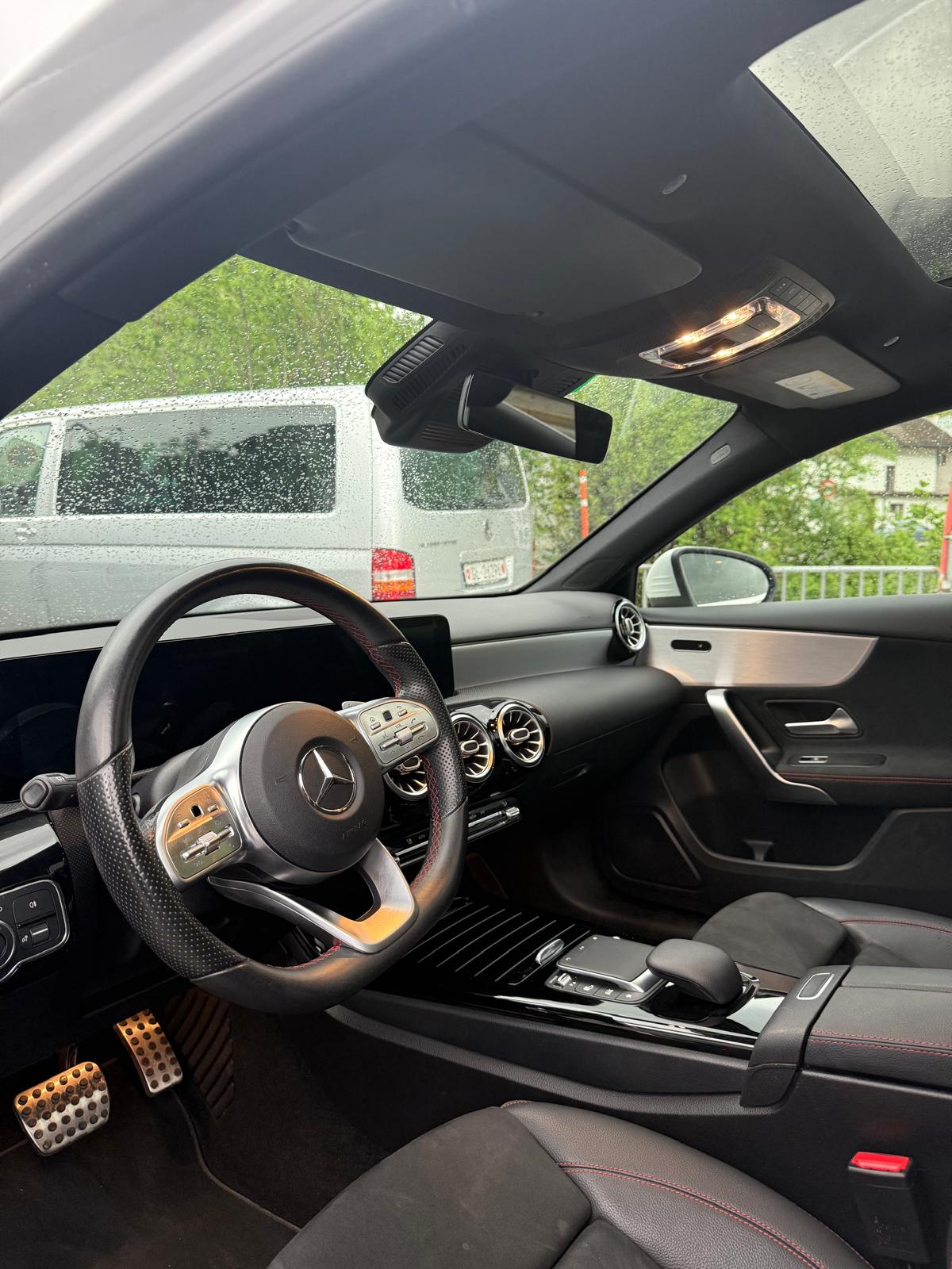 MERCEDES-BENZ A 220 AMG Line 4m-image-5
