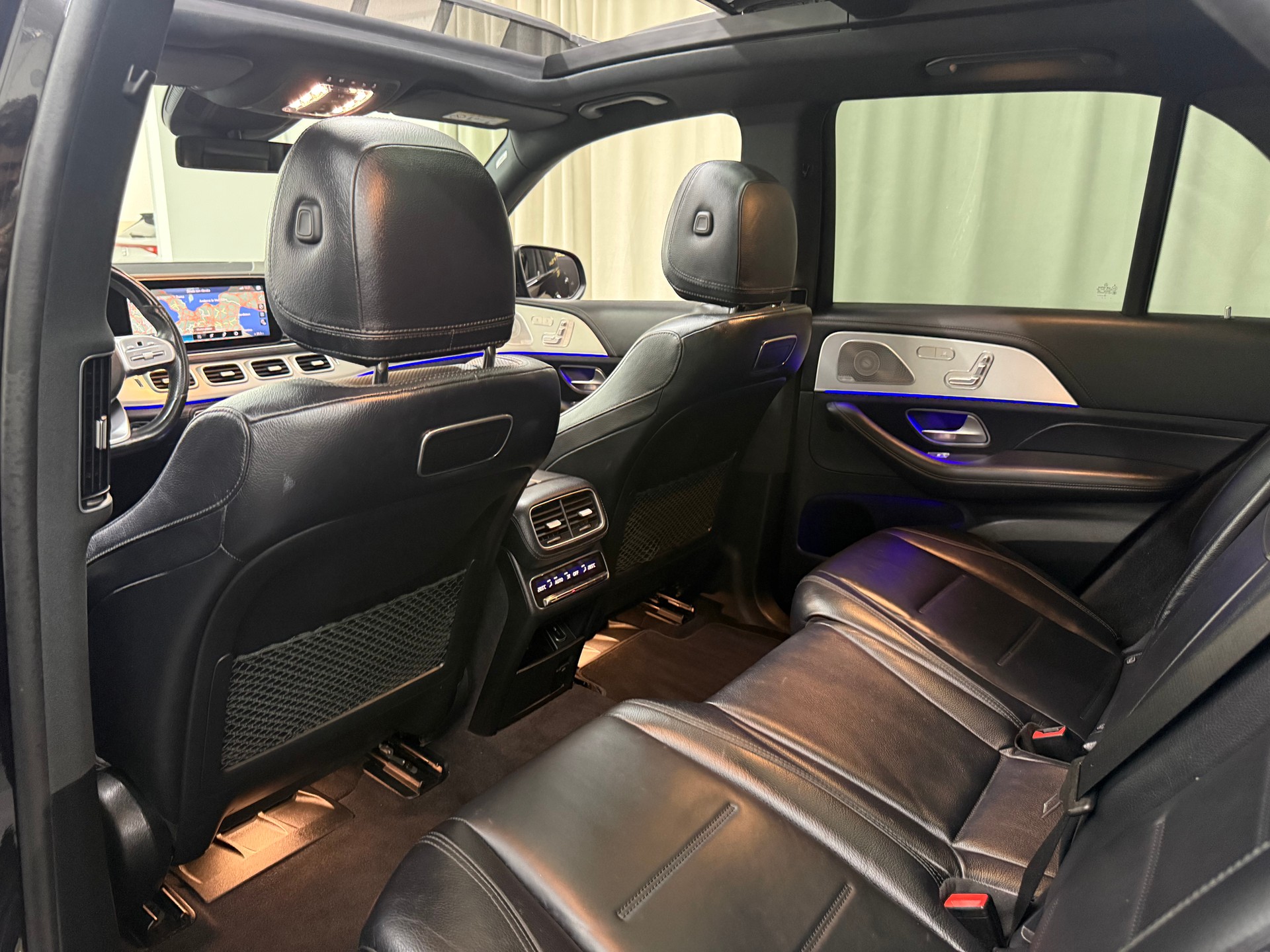 MERCEDES-BENZ GLE 450 4Matic AMG Line 9G-Tronic-image-10