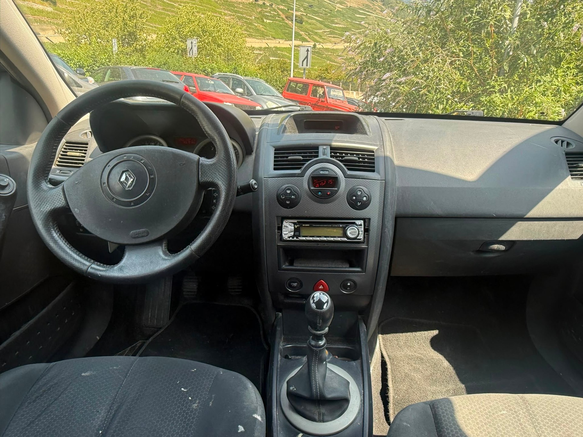 RENAULT Mégane Break 1.9 dCi Expression-image-8