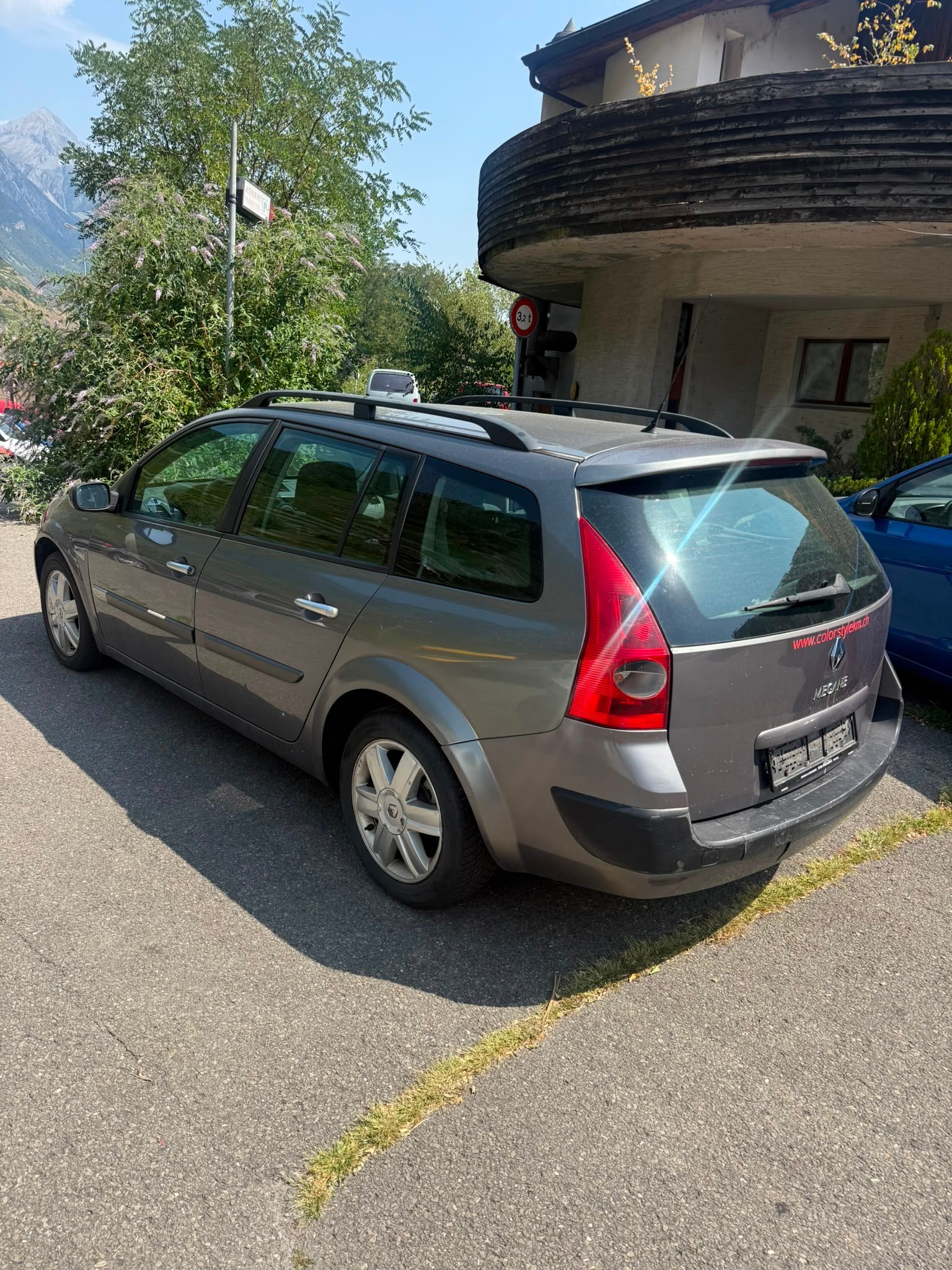 RENAULT Mégane Break 1.9 dCi Expression-image-5
