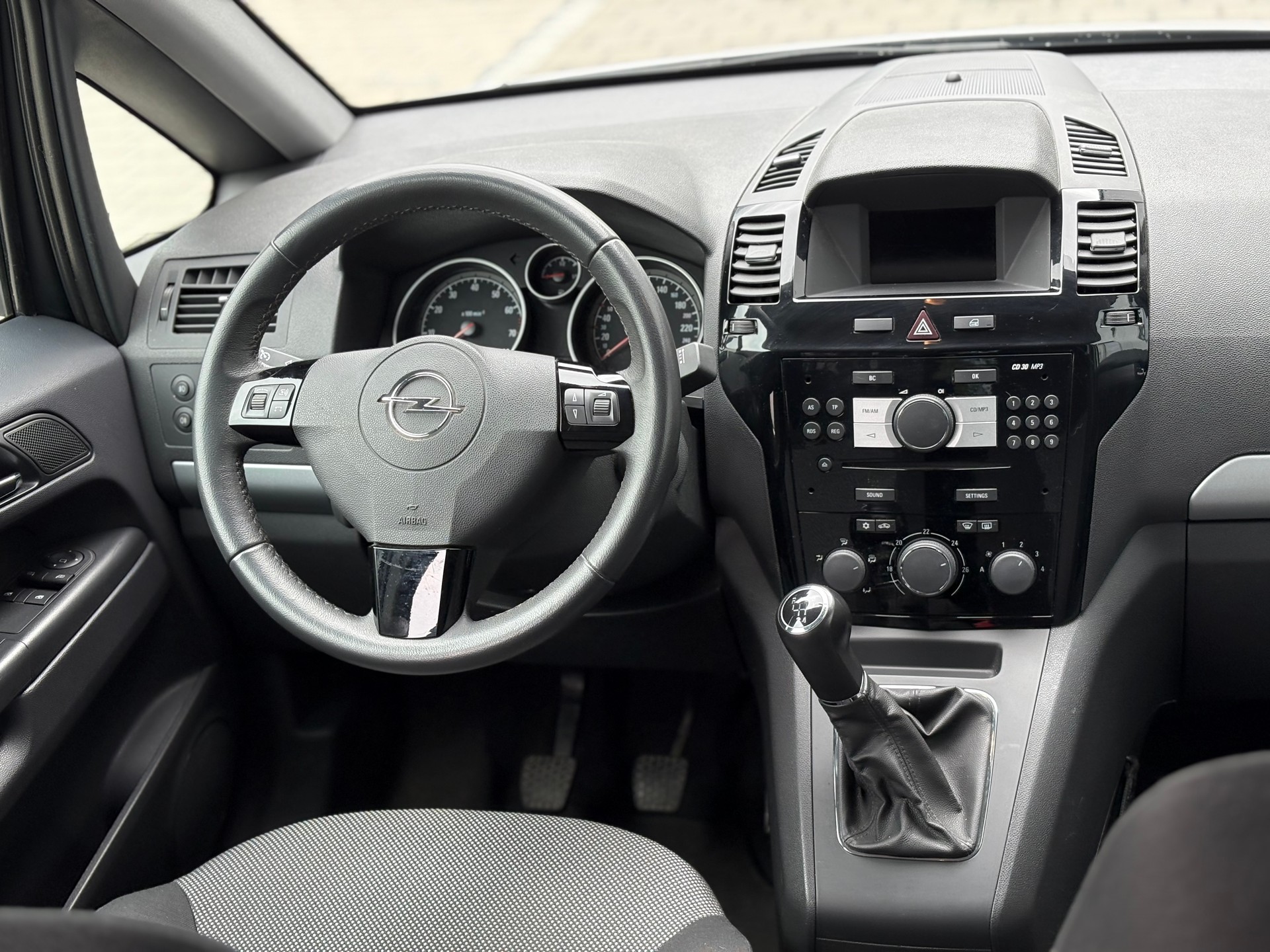 OPEL Zafira 1.8i 16V MFK 08.04.2026-image-10