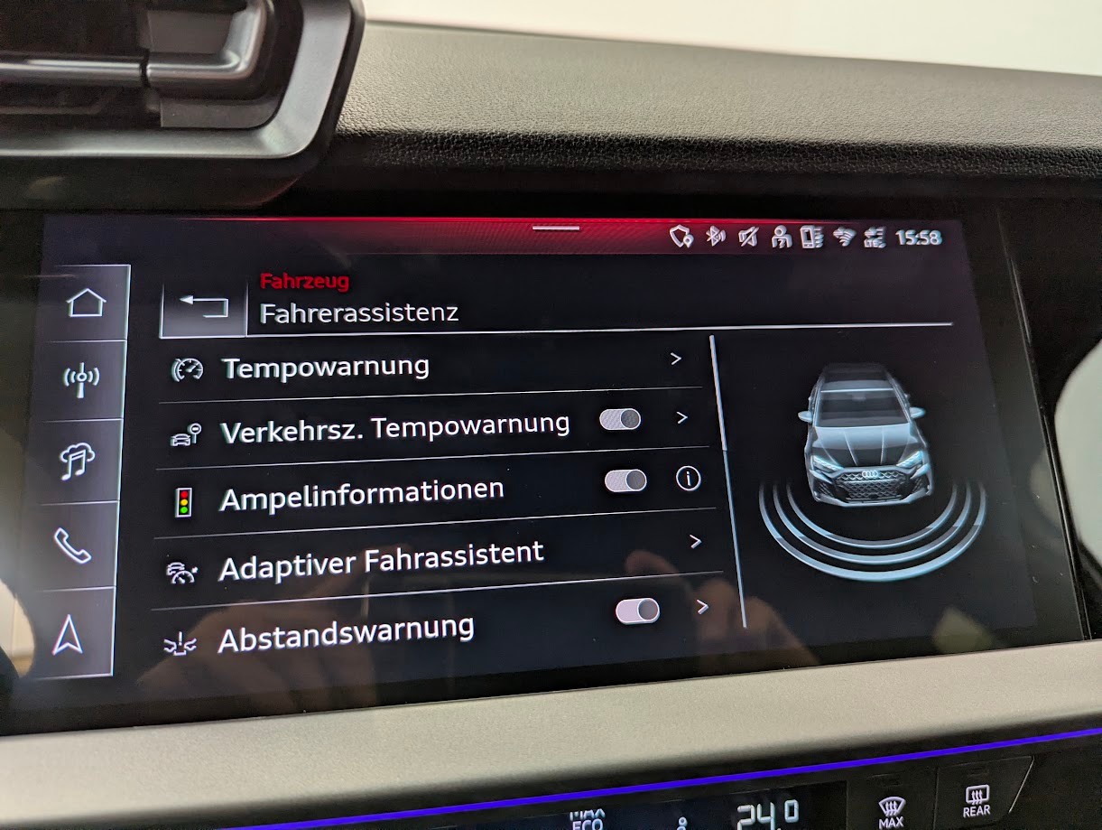 AUDI RS3 Sportback 2.5 TFSI quattro S-Tronic*FACELIFT 5J GAR ALL-BLACK SPORT-AGA NAVI+ CAM SONOS DESIGN*-image-18