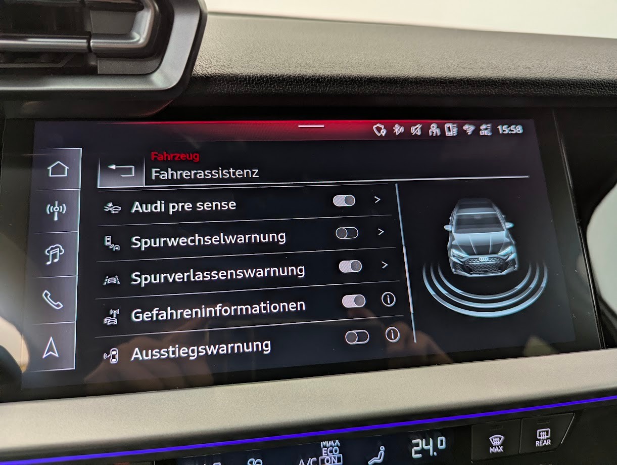AUDI RS3 Sportback 2.5 TFSI quattro S-Tronic*FACELIFT 5J GAR ALL-BLACK SPORT-AGA NAVI+ CAM SONOS DESIGN*-image-19