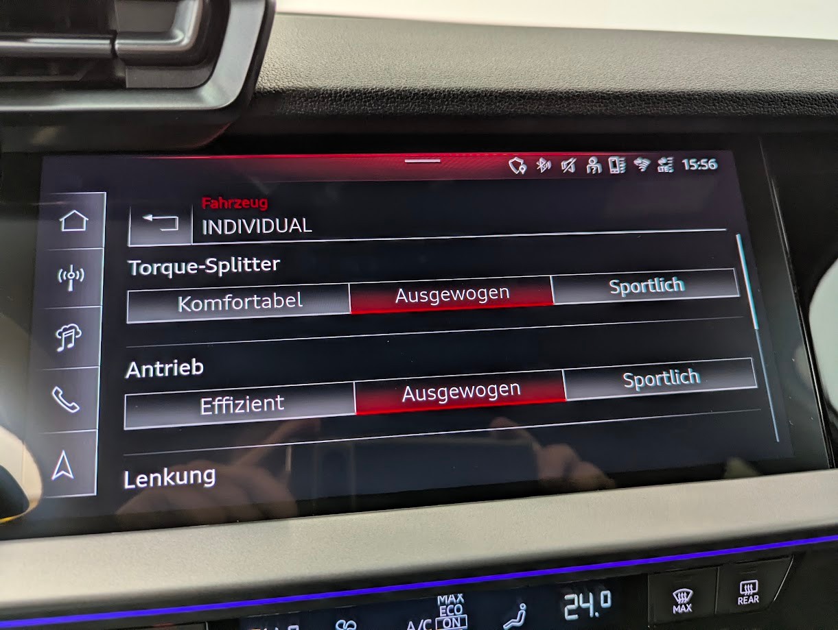 AUDI RS3 Sportback 2.5 TFSI quattro S-Tronic*FACELIFT 5J GAR ALL-BLACK SPORT-AGA NAVI+ CAM SONOS DESIGN*-image-16