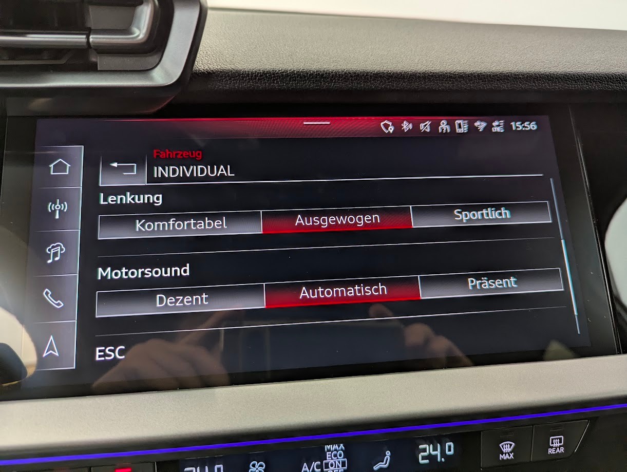 AUDI RS3 Sportback 2.5 TFSI quattro S-Tronic*FACELIFT 5J GAR ALL-BLACK SPORT-AGA NAVI+ CAM SONOS DESIGN*-image-17