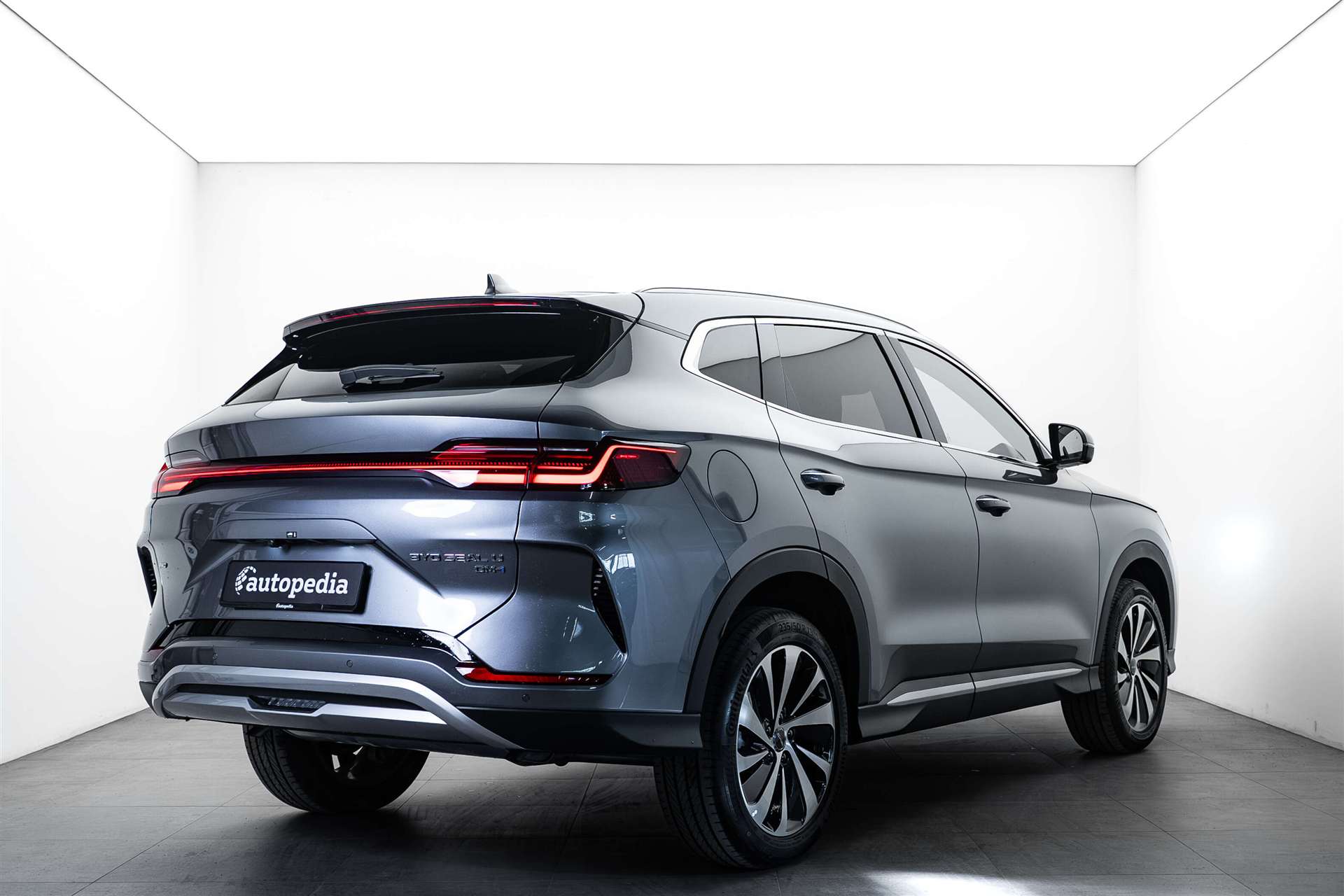 BYD BYD Seal U DM-i PHEV Design AWD 324PS Automat-image-2