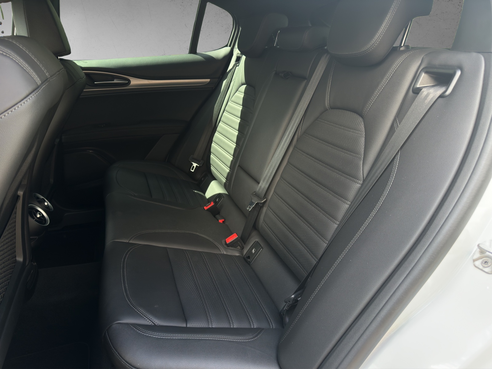 ALFA ROMEO Stelvio 2.0 Veloce Q4-image-6