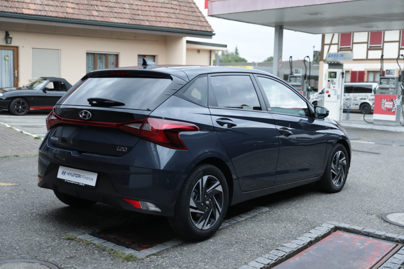 HYUNDAI i20 1.0 T-GDi Amplia DCT-image-4